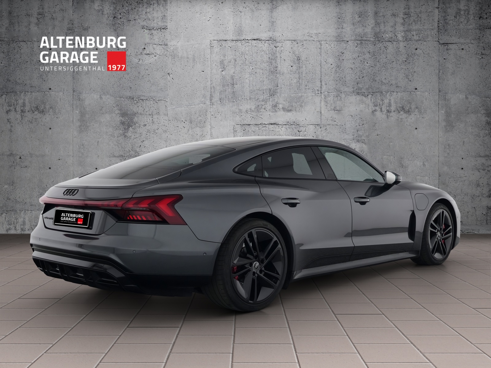 AUDI e-tron GT quattro-showroom-element-3