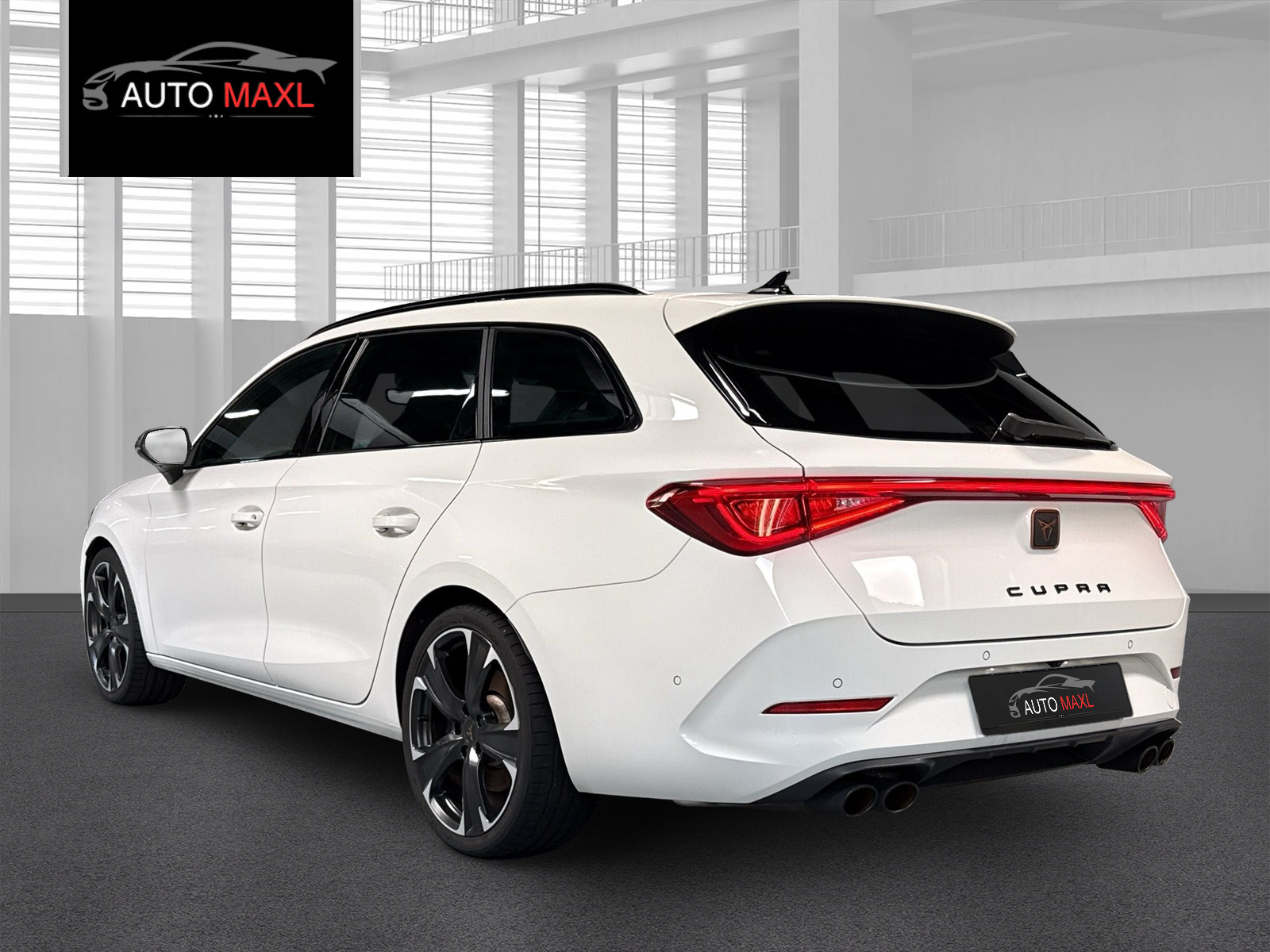 CUPRA LEON ST 2.0 TSI VZ DSG 4Drive-showroom-element-2