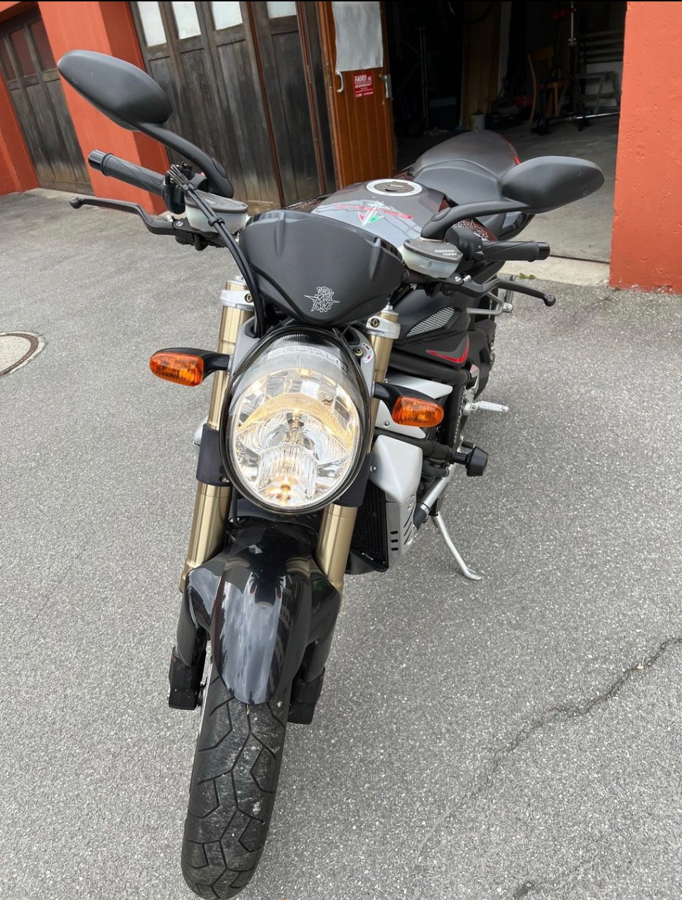 MV AGUSTA B4 Brutale 989 R-image-3