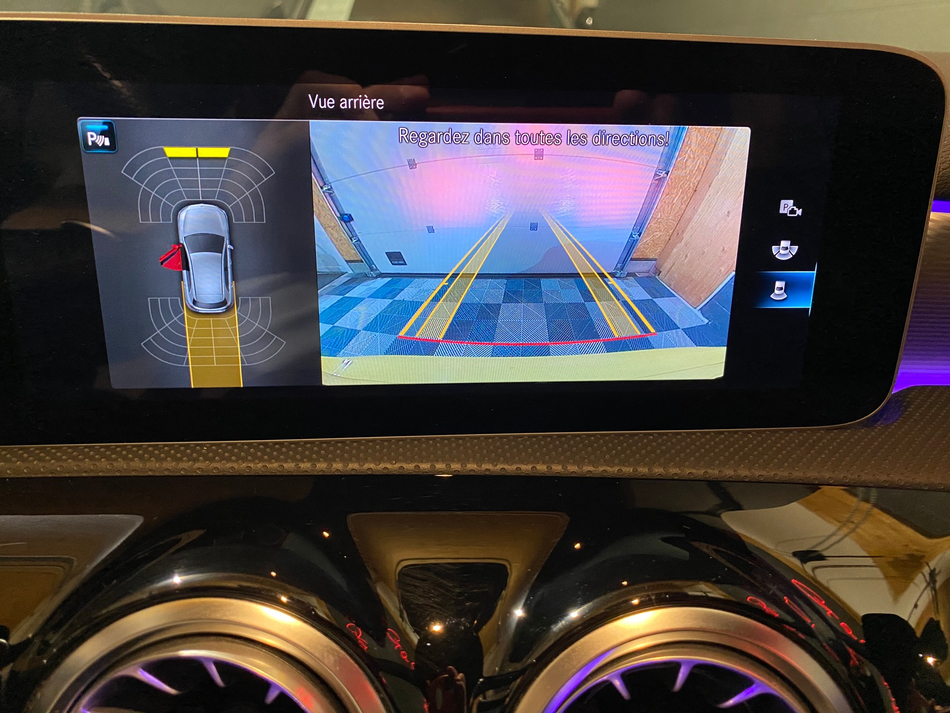 MERCEDES-BENZ A 35 AMG 4Matic Speedshift-image-20