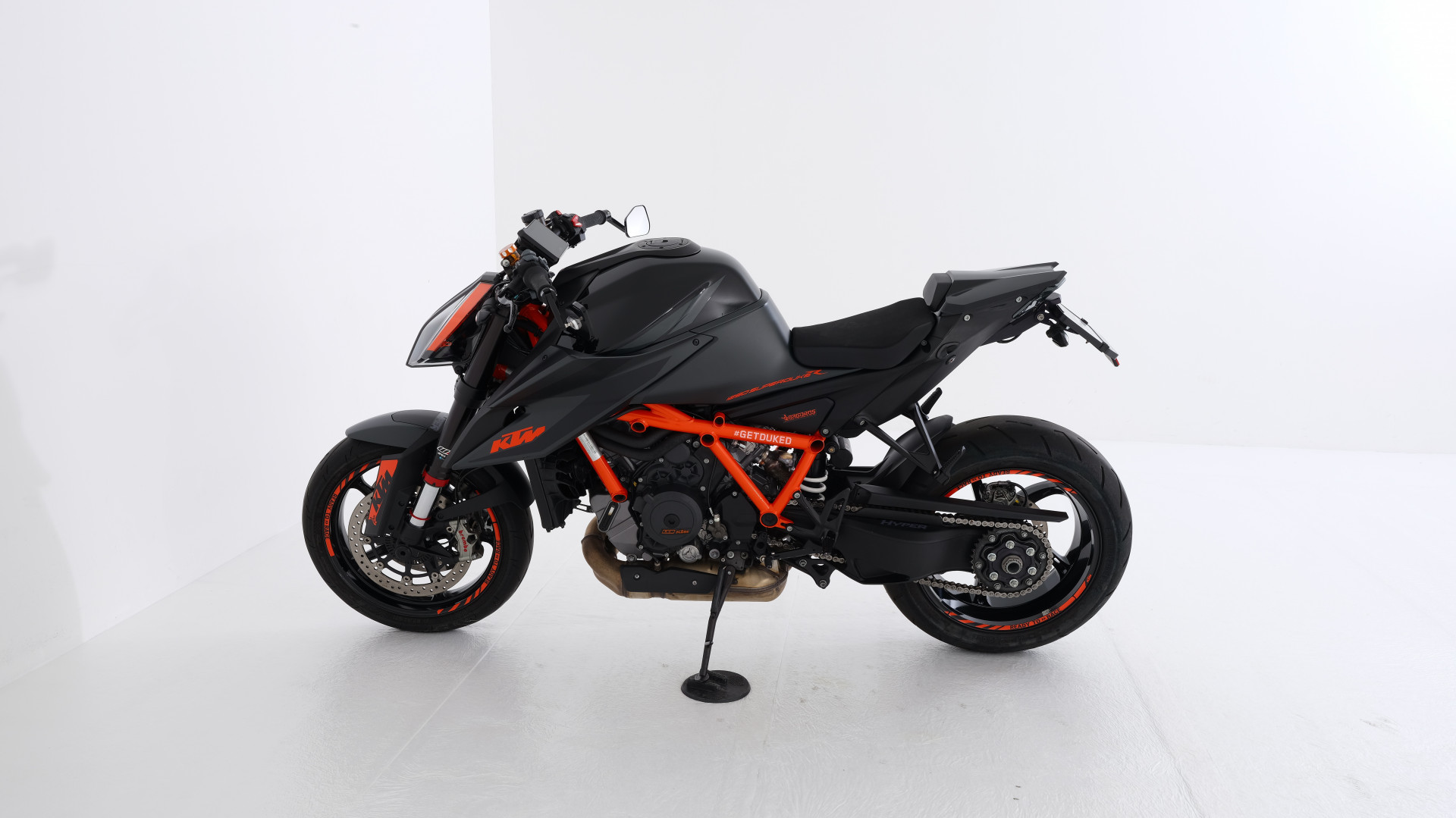 KTM 1290 Super Duke R-image-4