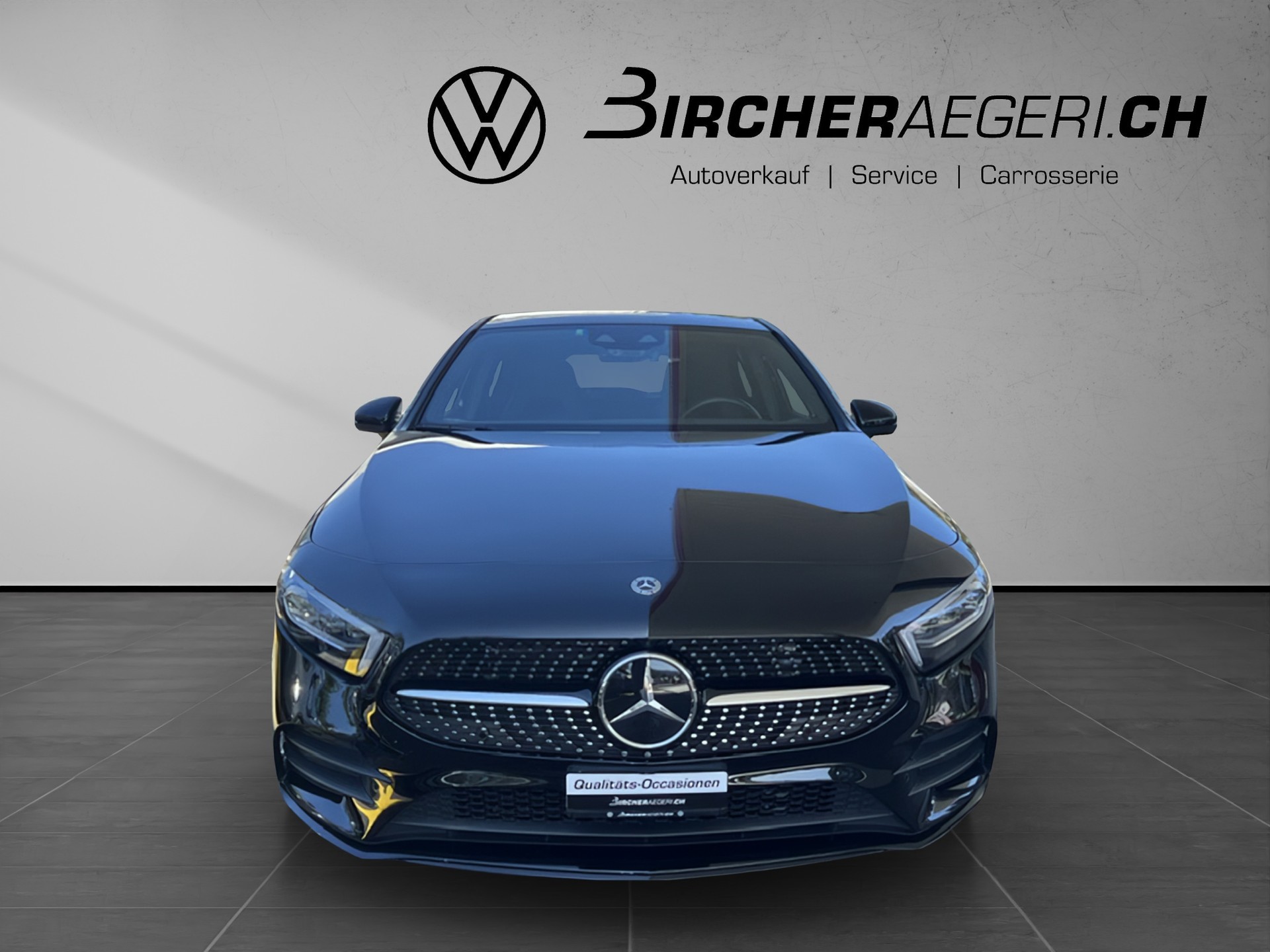 MERCEDES-BENZ A 220 d 4Matic AMG Line-showroom-element-1