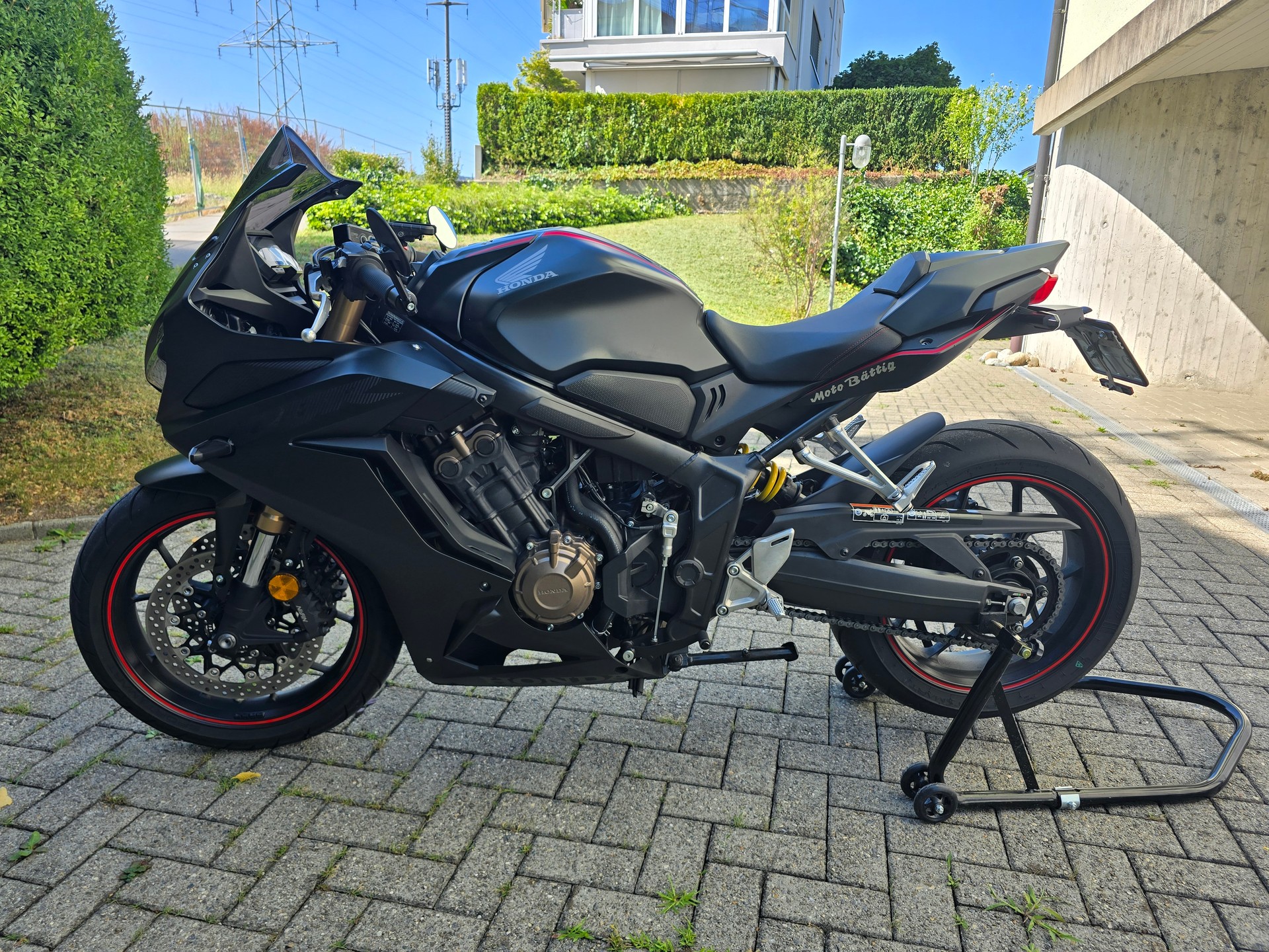 HONDA CBR 650 R ABS-image-7