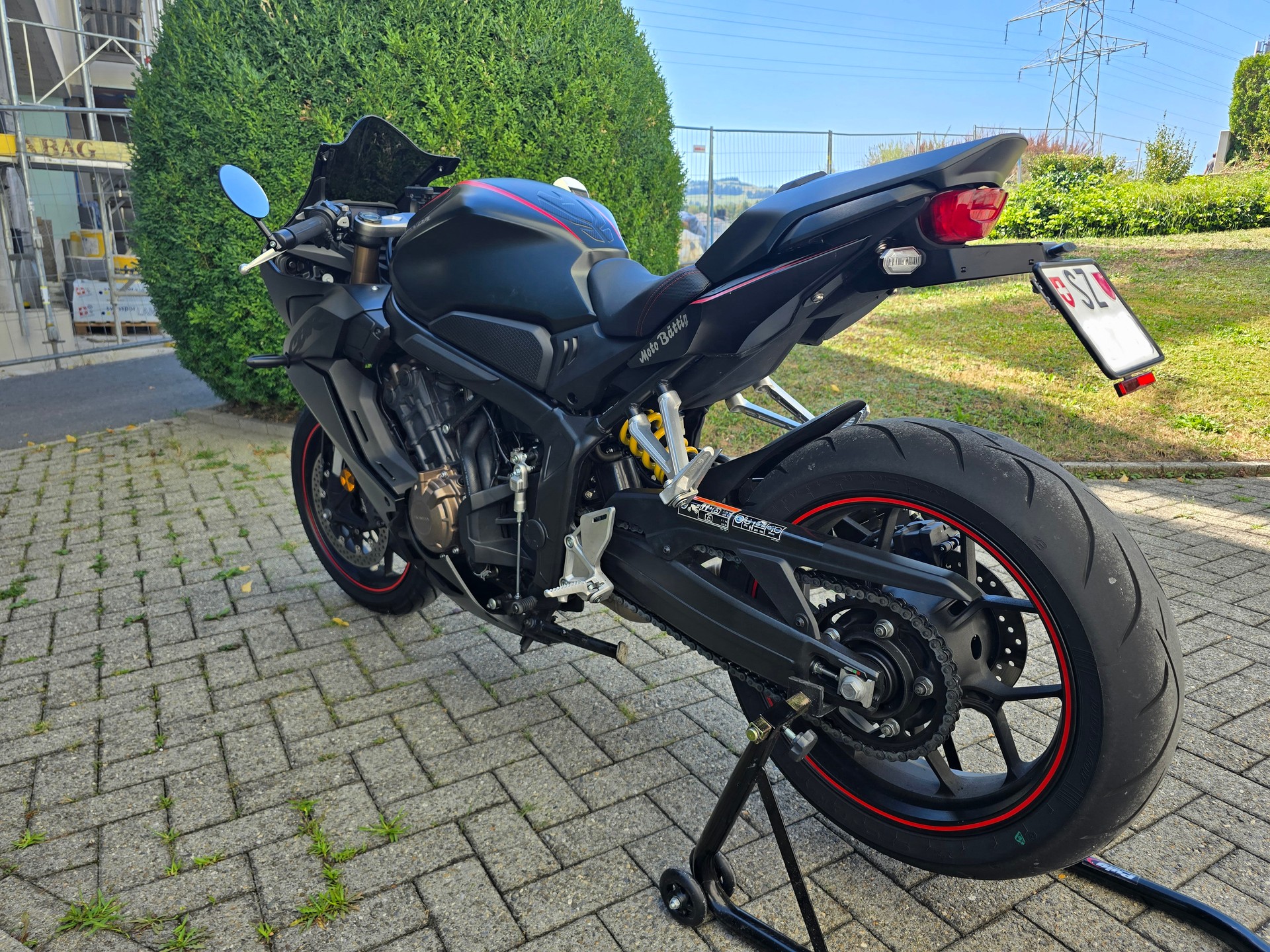 HONDA CBR 650 R ABS-image-8