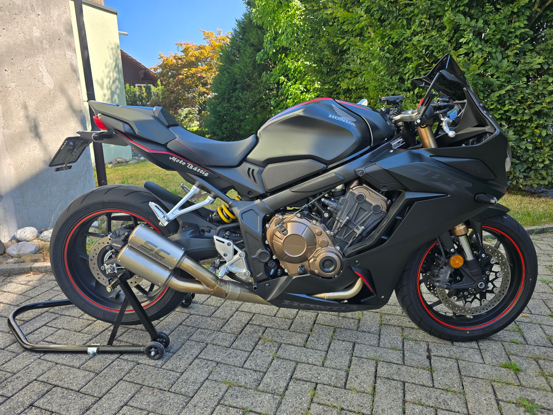 HONDA CBR 650 R ABS-image-2