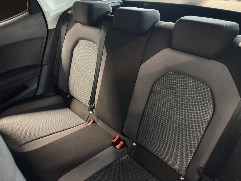 SEAT Arona 1.0 TSI Eco DSG Style-image-7