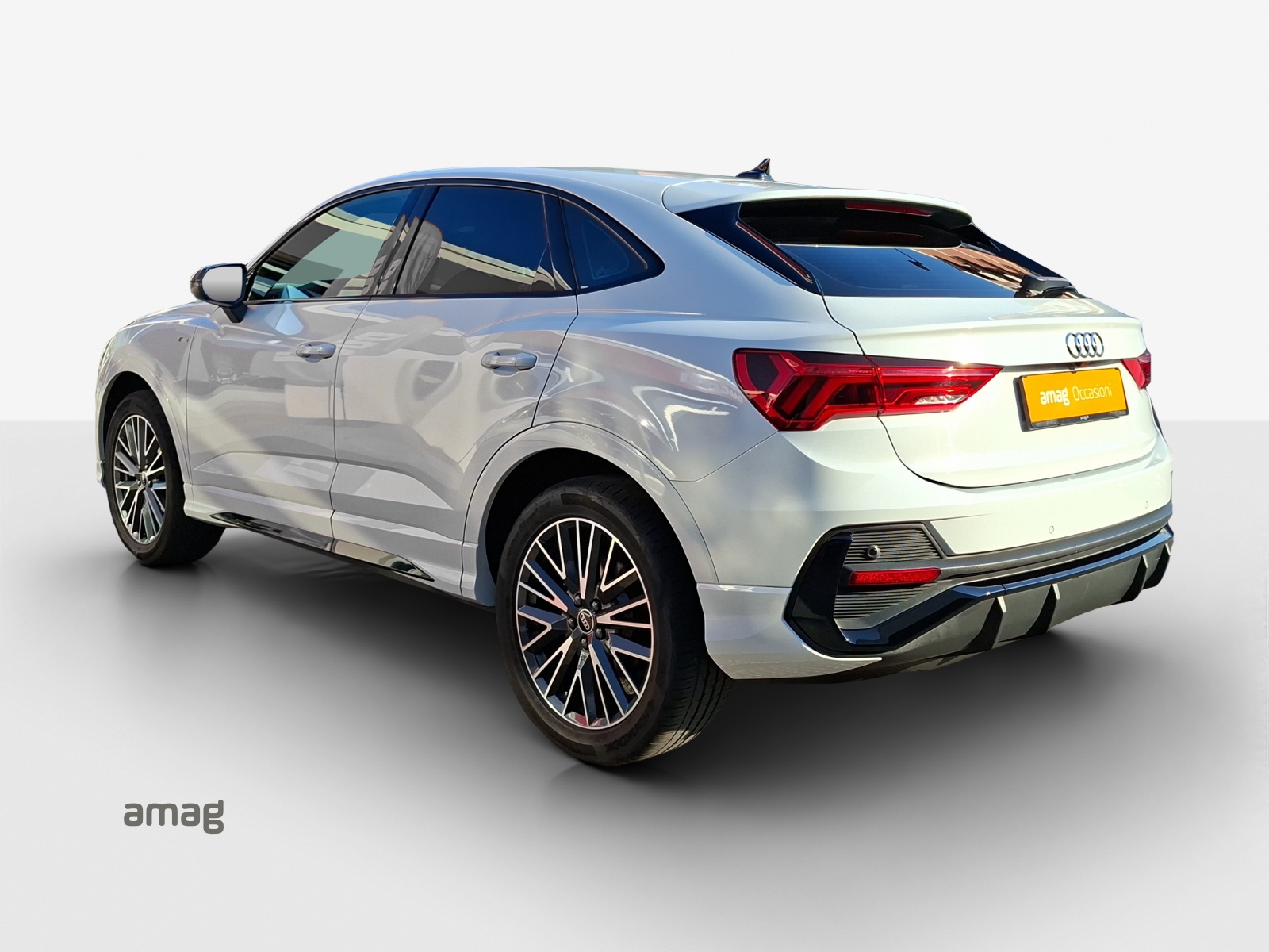 AUDI Q3 Sportback 35 TFSI S line Attraction S-tronic-showroom-element-2