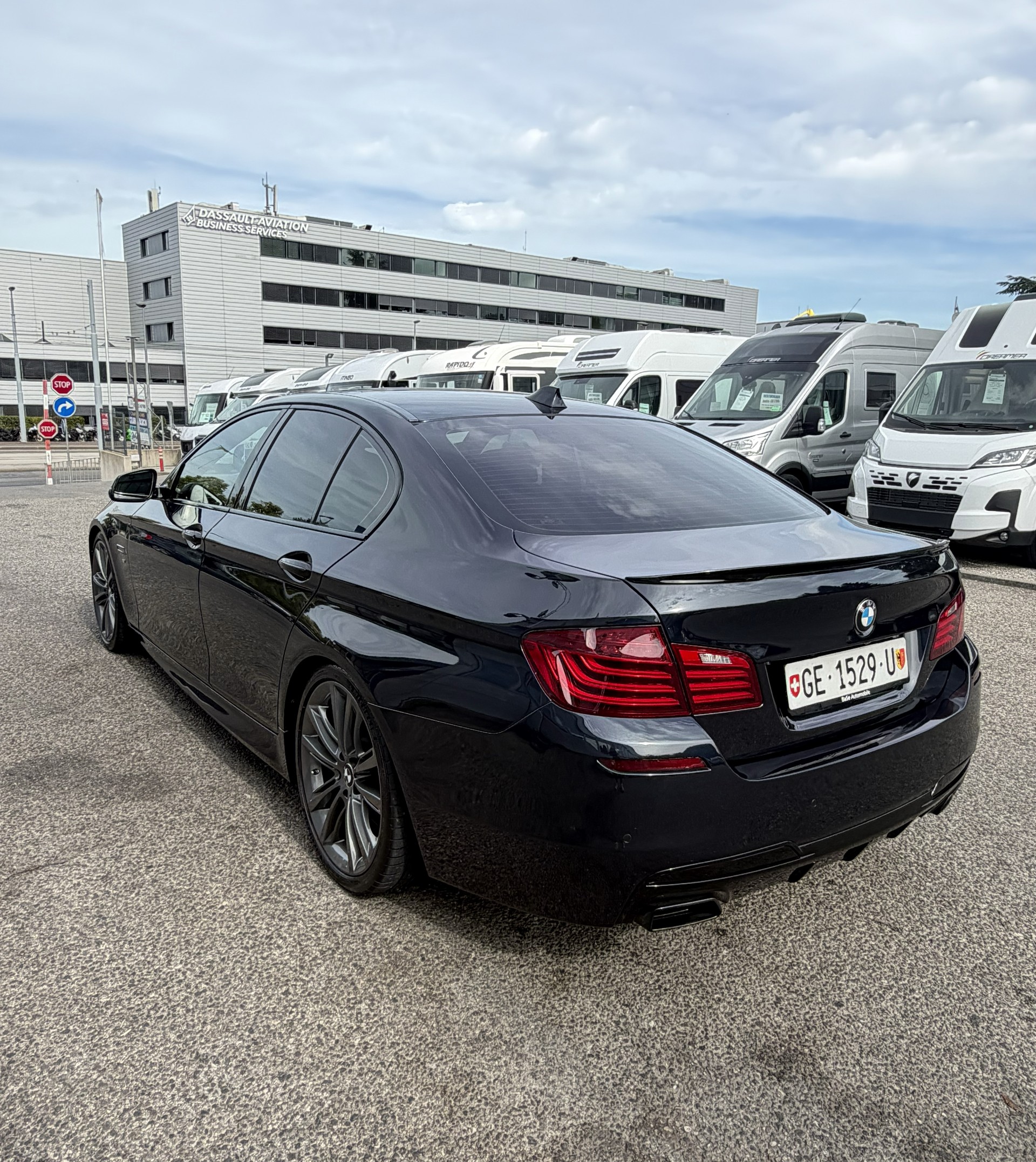 BMW M 550d xDrive-image-5
