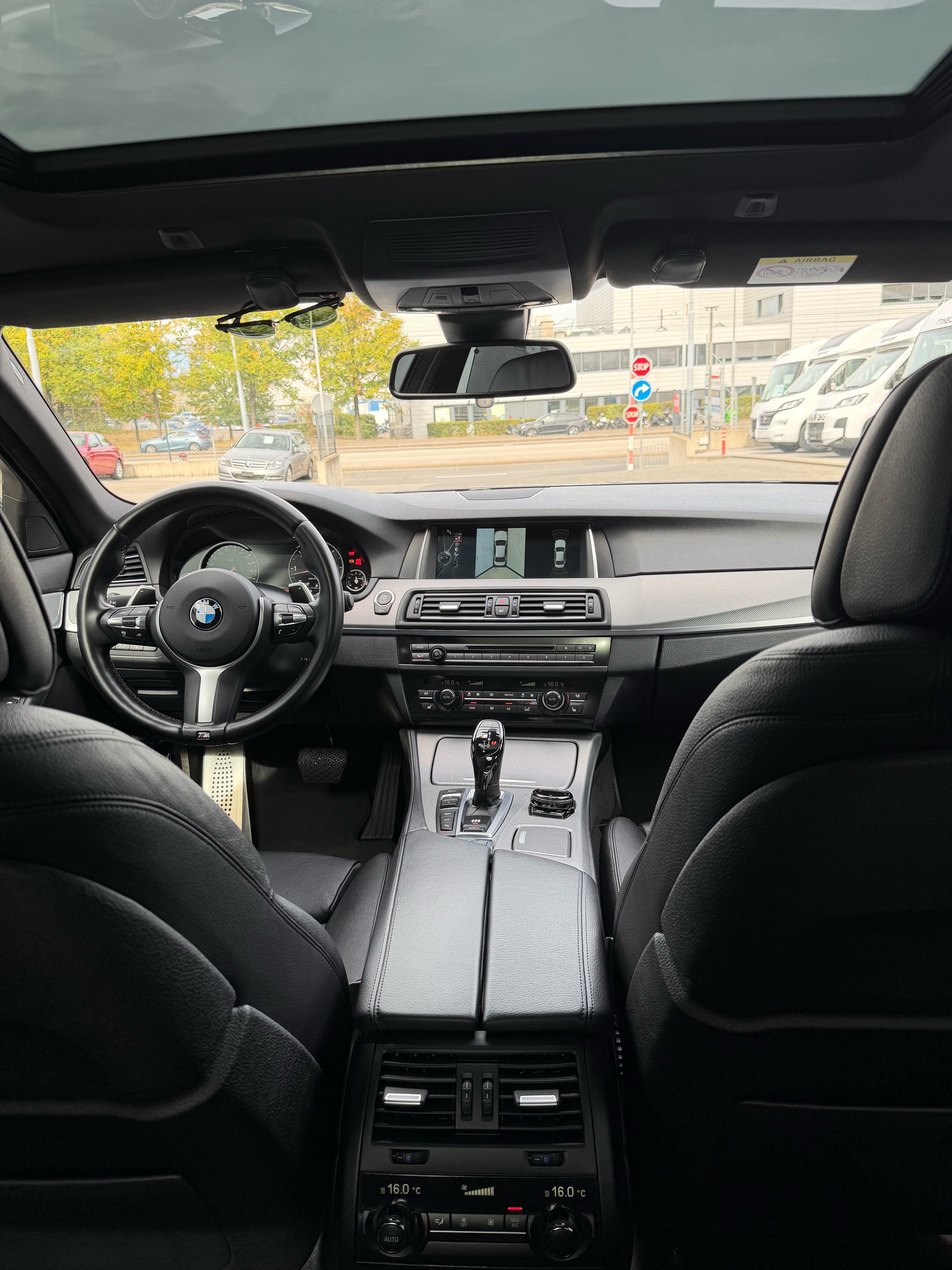 BMW M 550d xDrive-image-11