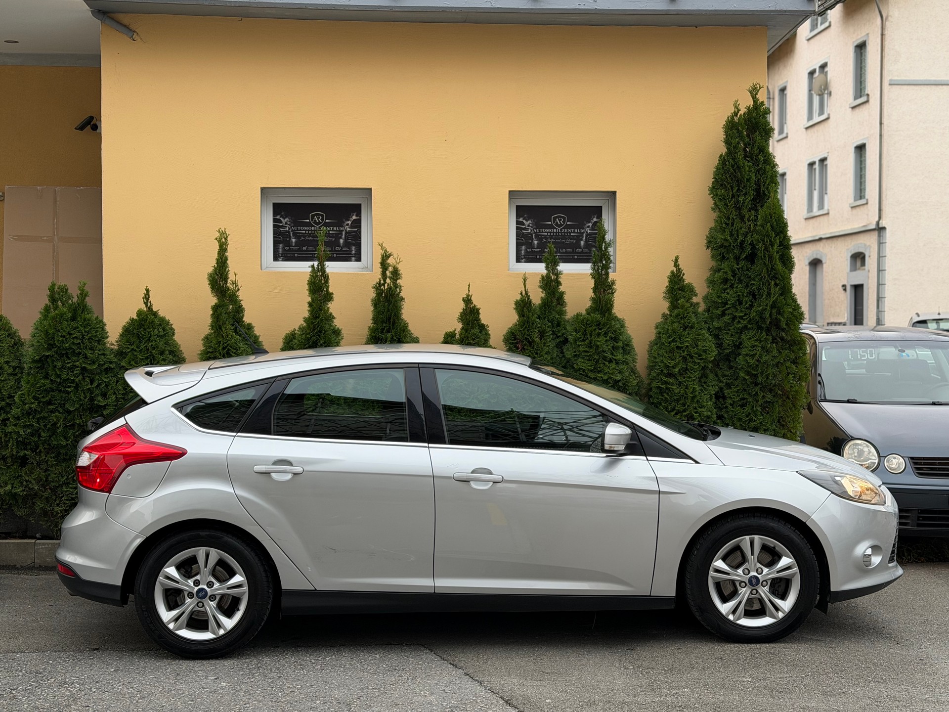 FORD Focus 2.0 TDCi Titanium PowerShift-showroom-element-3