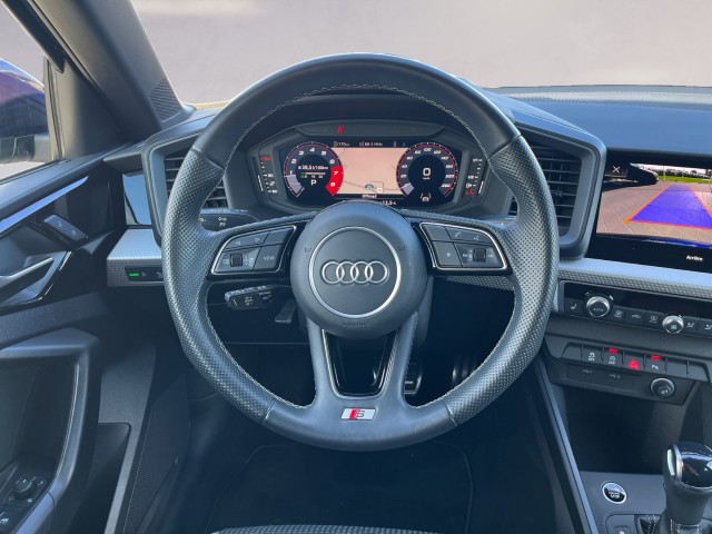 AUDI A1 Sportback 35 TFSI S Line S-tronic-image-12
