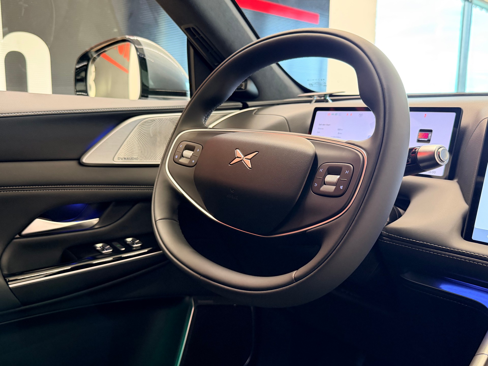 XPENG G9 93kWh Performance AWD-image-27
