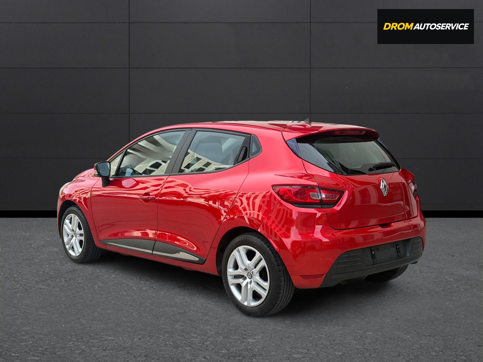 RENAULT Clio 1.5 dCi Zen-image-5