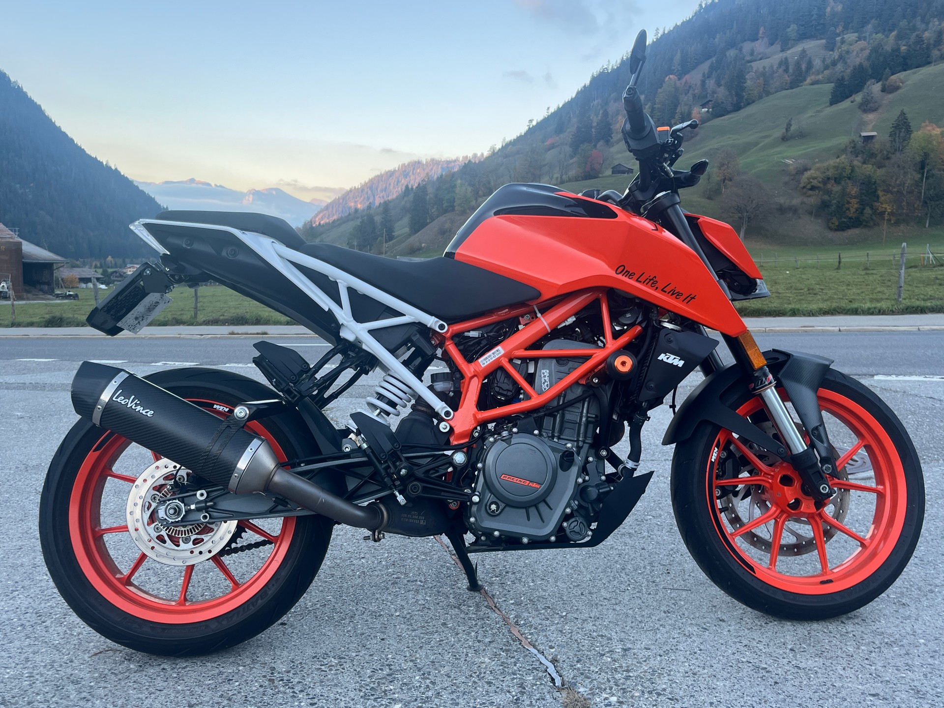 KTM 390 Duke ABS-image-0