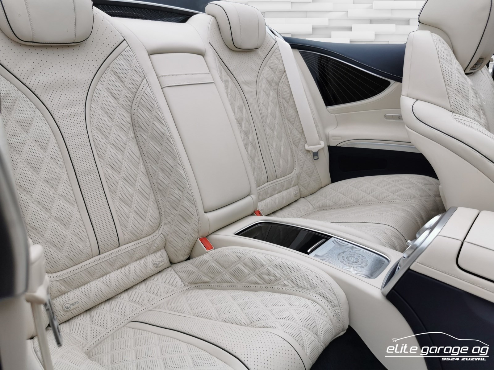 MERCEDES-BENZ S 650 Maybach 1 of 300 Worldwide-image-13