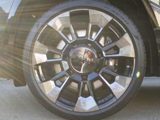 BMW XM xDrive PHEV Steptronic-image-6
