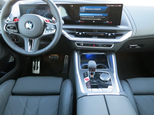 BMW XM xDrive PHEV Steptronic-image-9