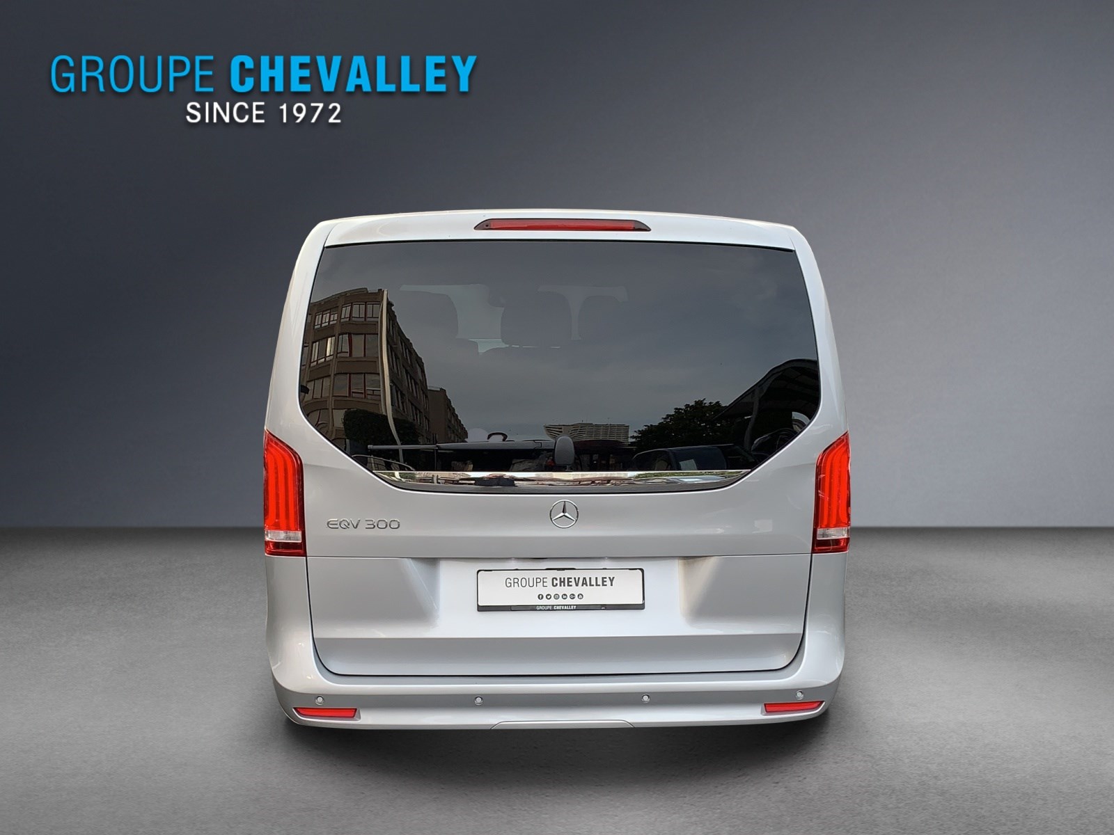 MERCEDES-BENZ EQV 300 extralang-image-4