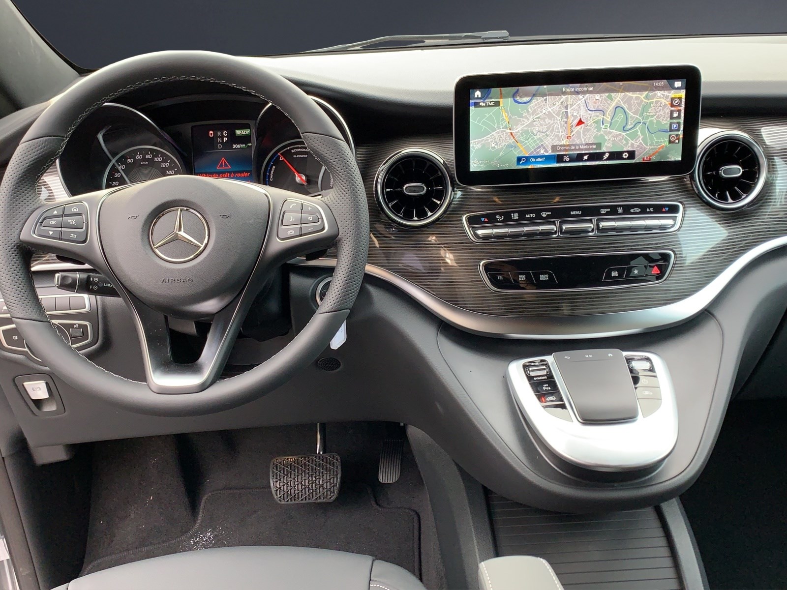 MERCEDES-BENZ EQV 300 extralang-image-5