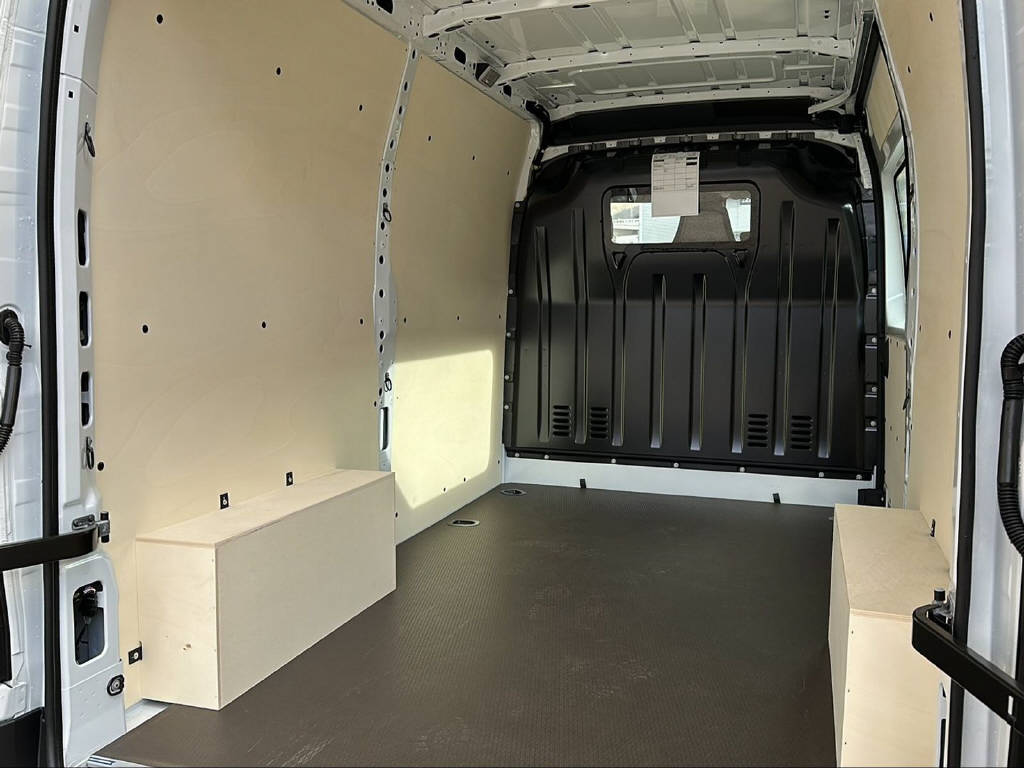 RENAULT Master Kastenwagen KW Frontantrieb L2H2 3.5t 2.3 Blue dCi 180 E6-image-15