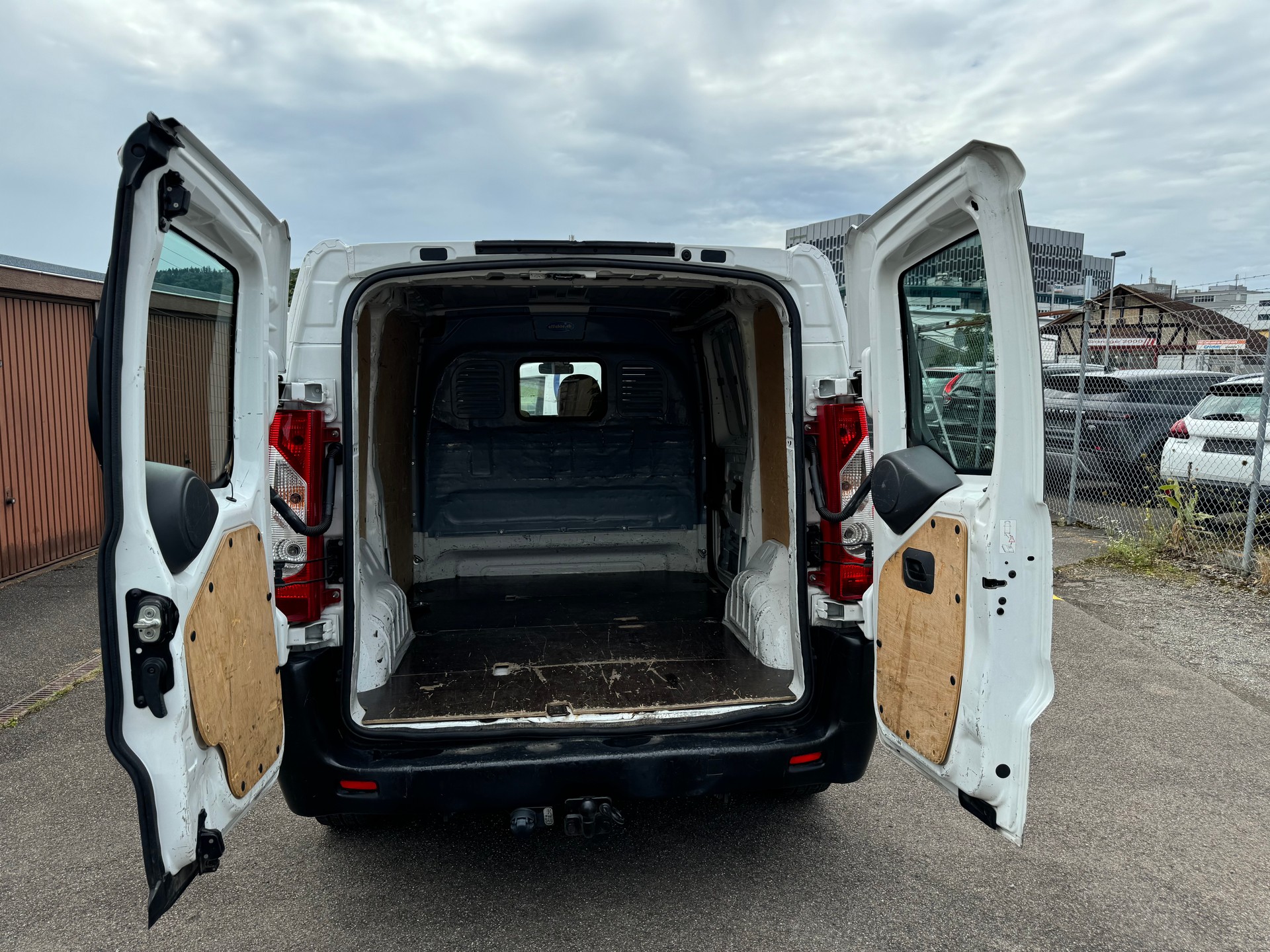 CITROEN Jumpy 2.0 HDi 12 L1H1-image-9