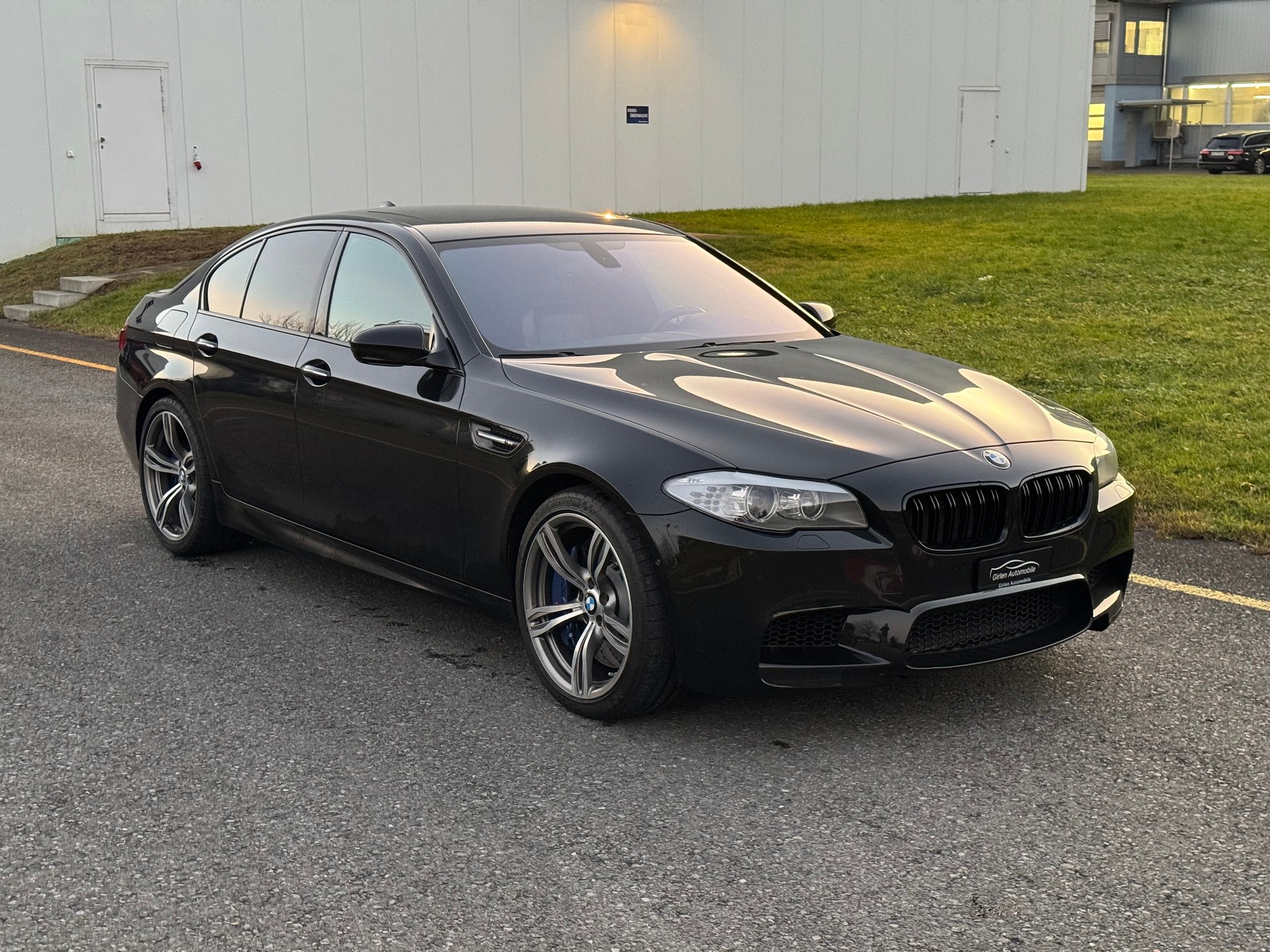 BMW M5 mit M-Driver`s package-image-4