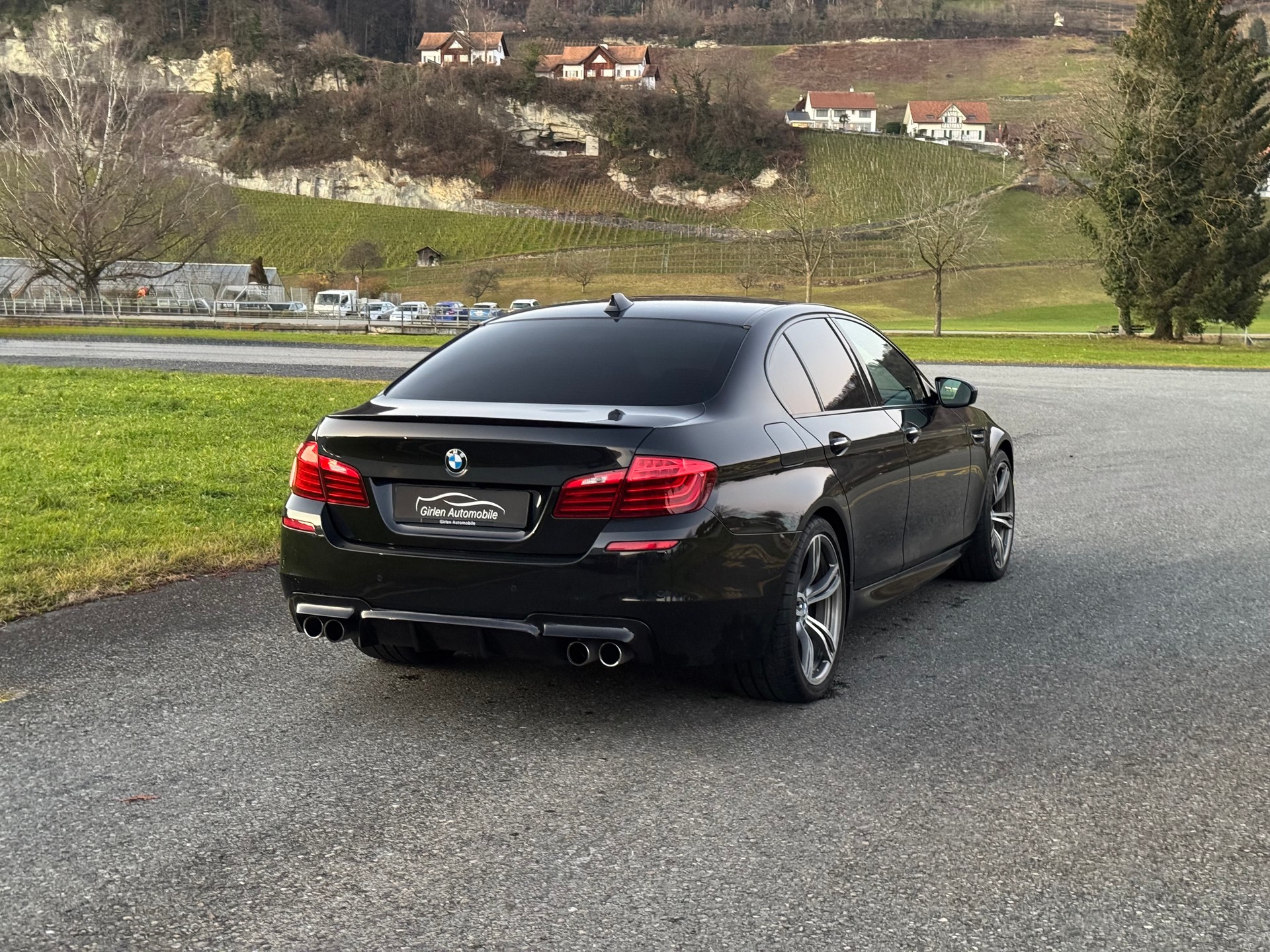 BMW M5 mit M-Driver`s package-image-8