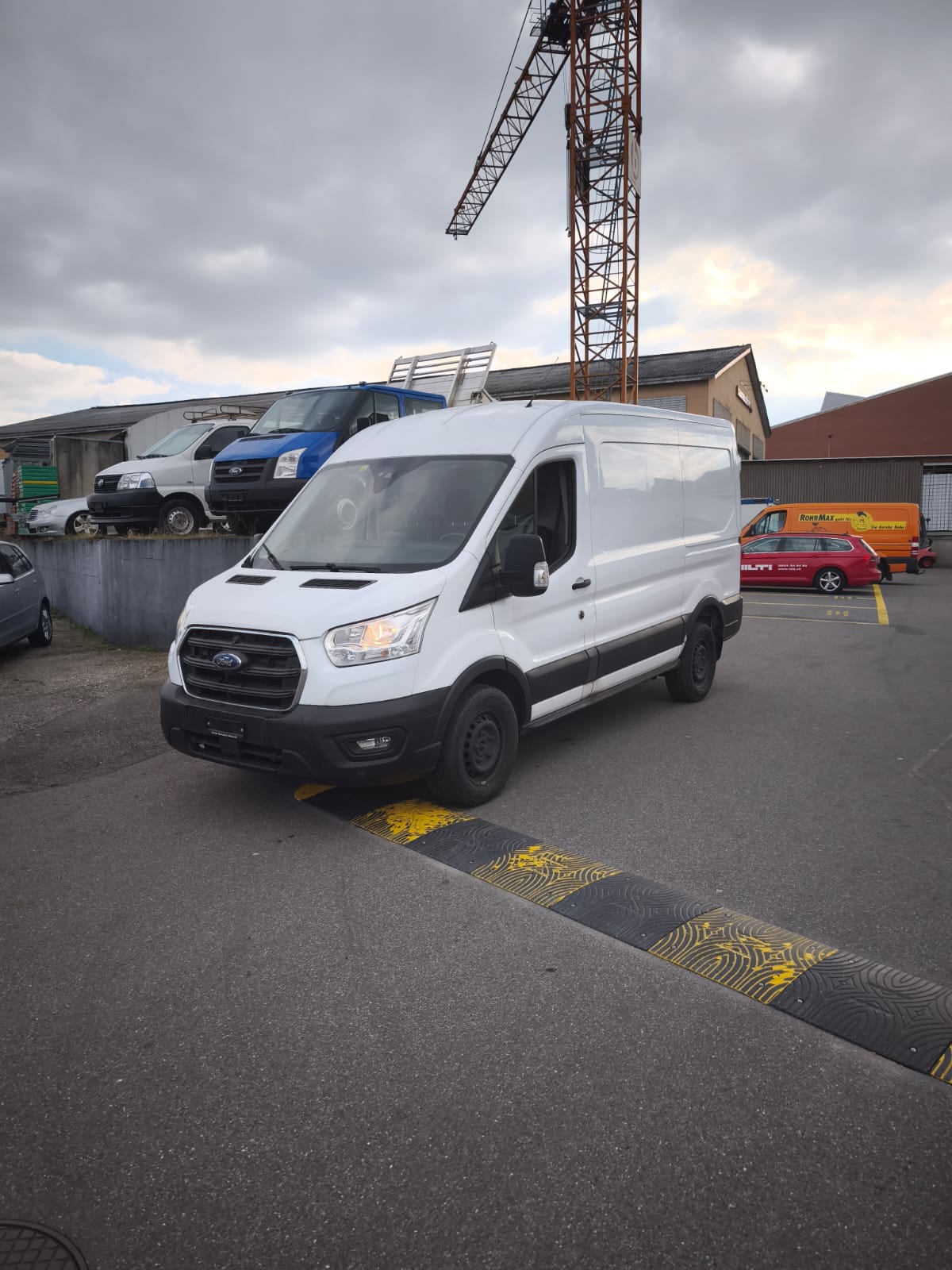 FORD 350L 4x4-image-1