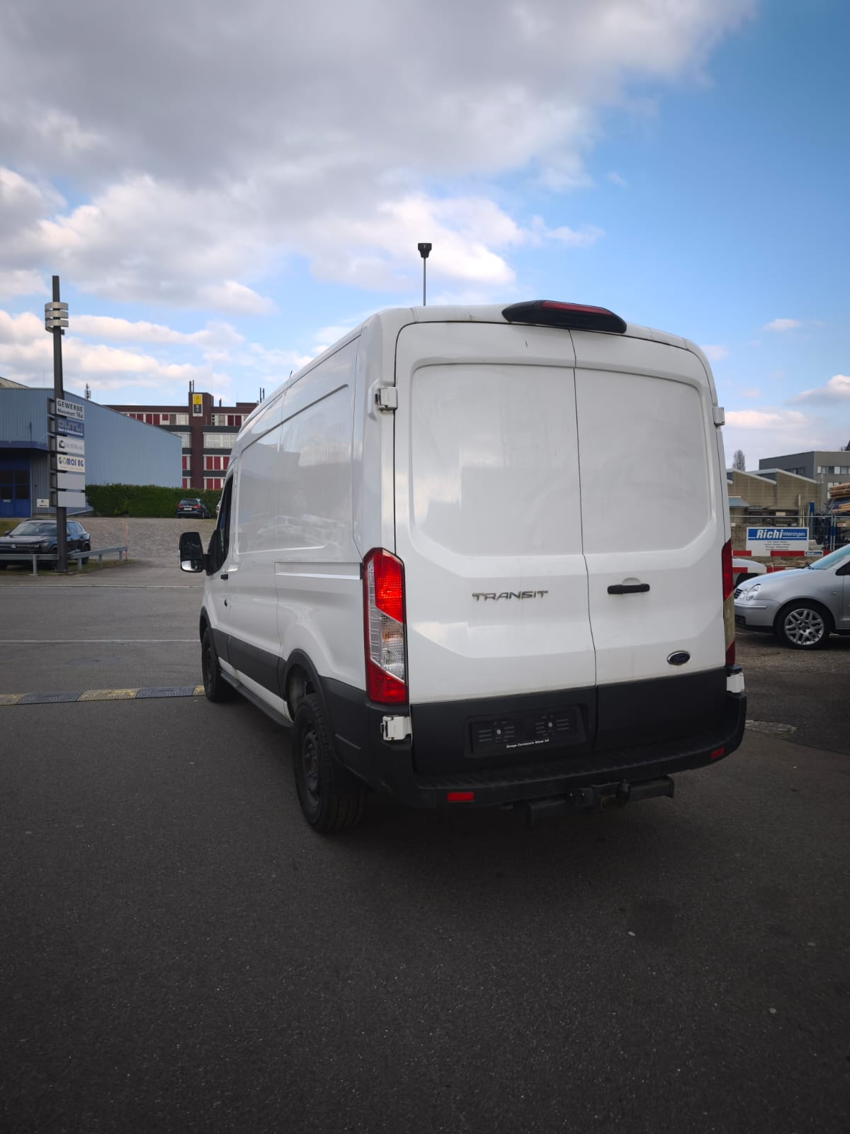 FORD 350L 4x4-image-3