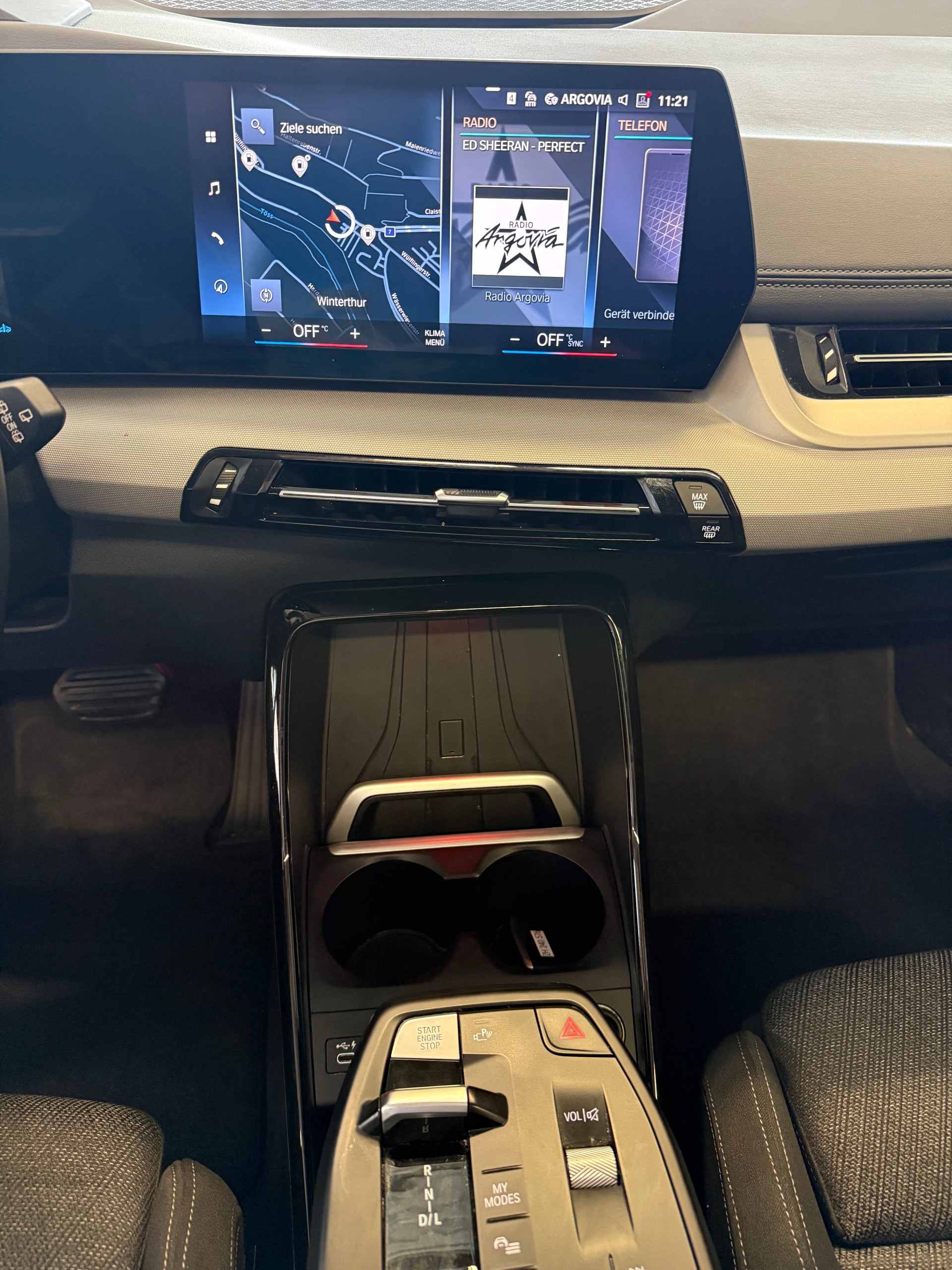 BMW 223d Active Tourer xDrive DKG | CH Swiss | Panorama | Head Up | AHK | Driving Assist PLUS | Innovation | Travel |-image-8