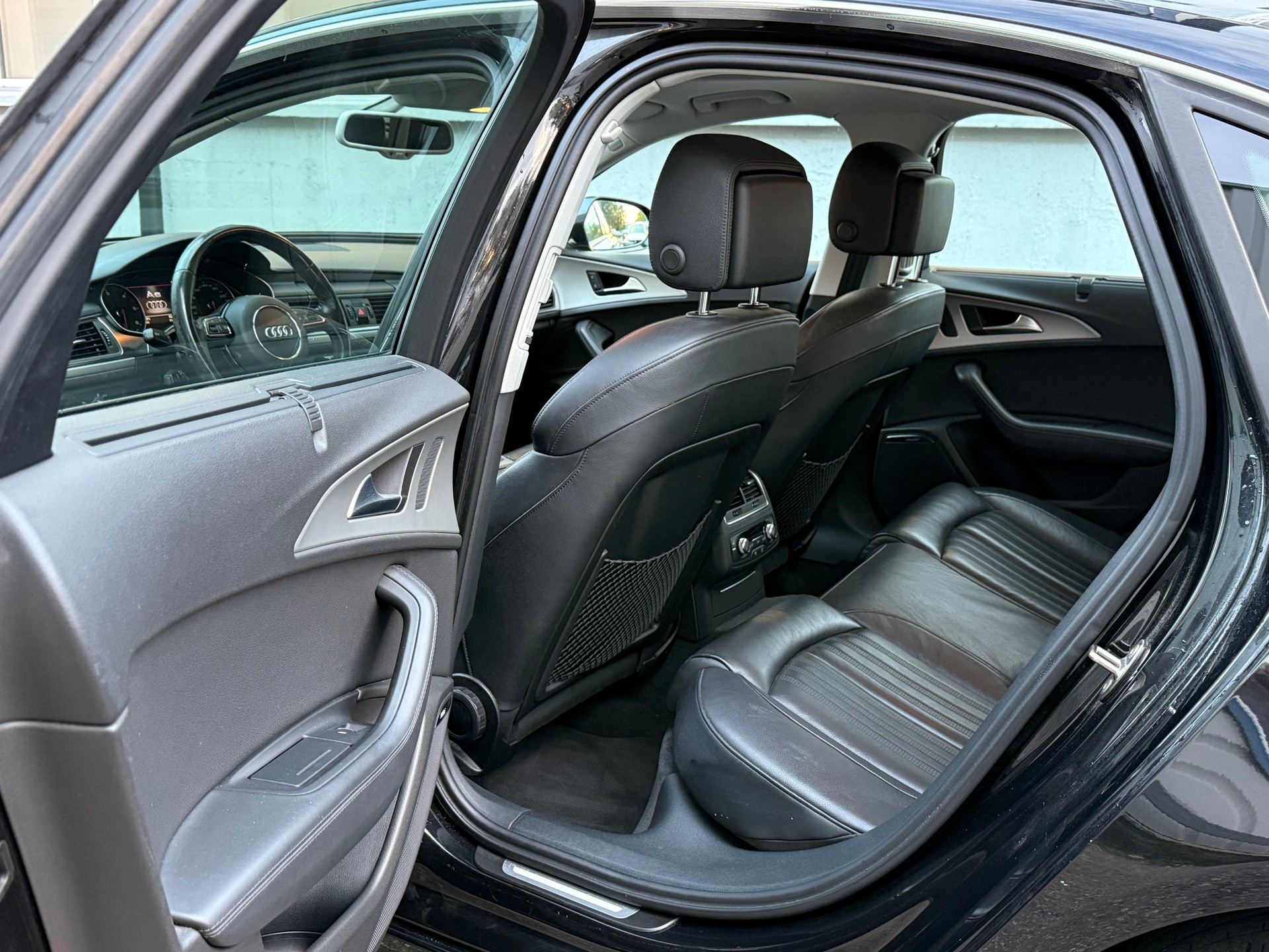 AUDI A6 Limousine 3.0 TDI V6 quattro S-tronic-image-5