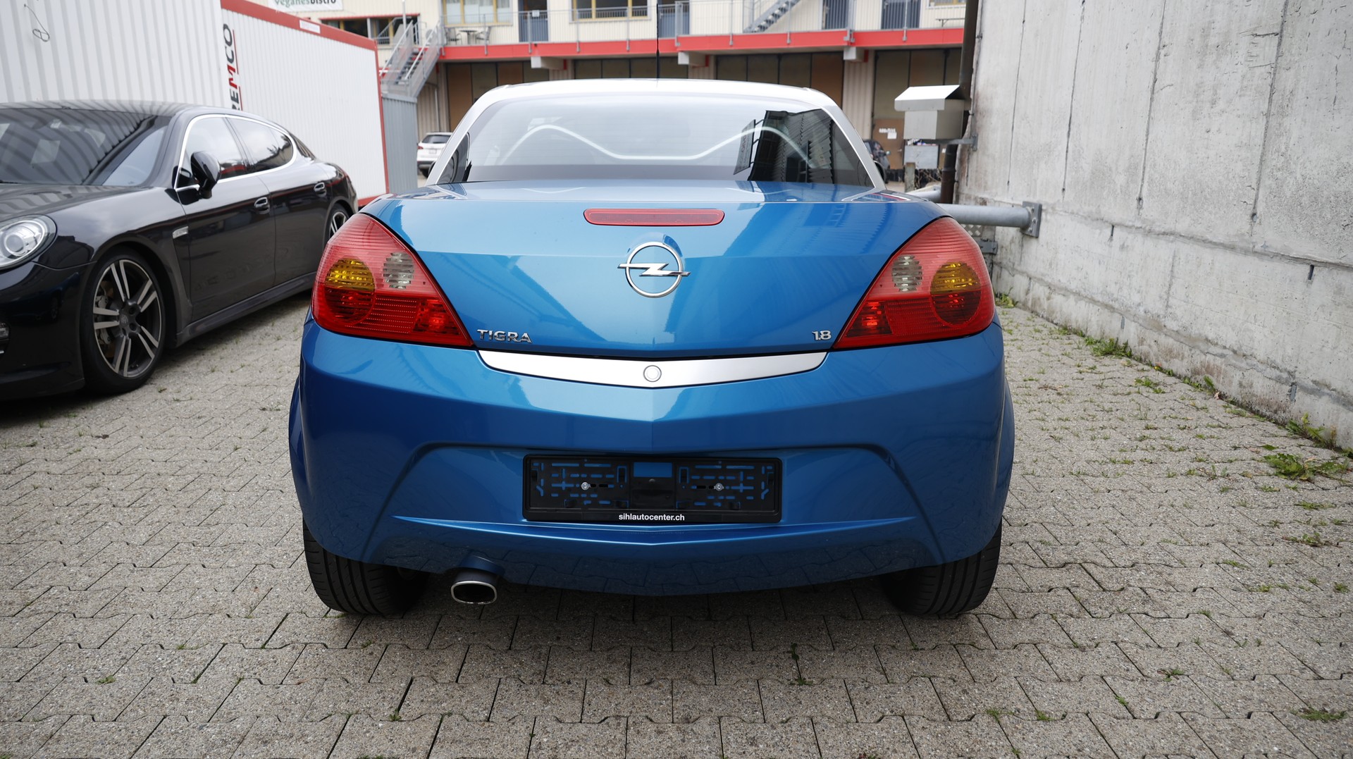 OPEL Tigra 1.8 Sport-image-4