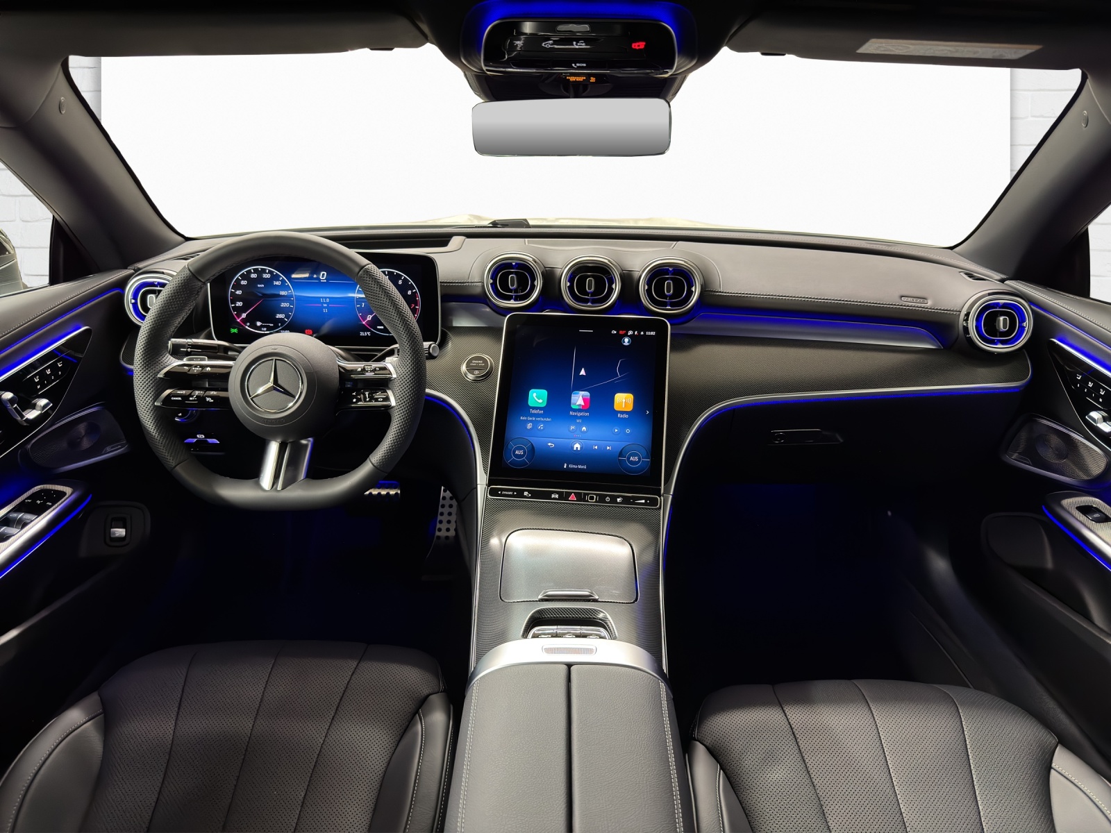 MERCEDES-BENZ CLE 200 AMG Line 4Matic Cabriolet-image-7