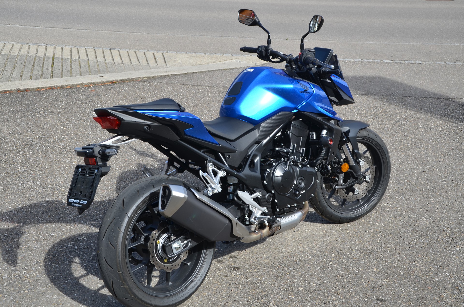 HONDA CB 750 Hornet-image-4