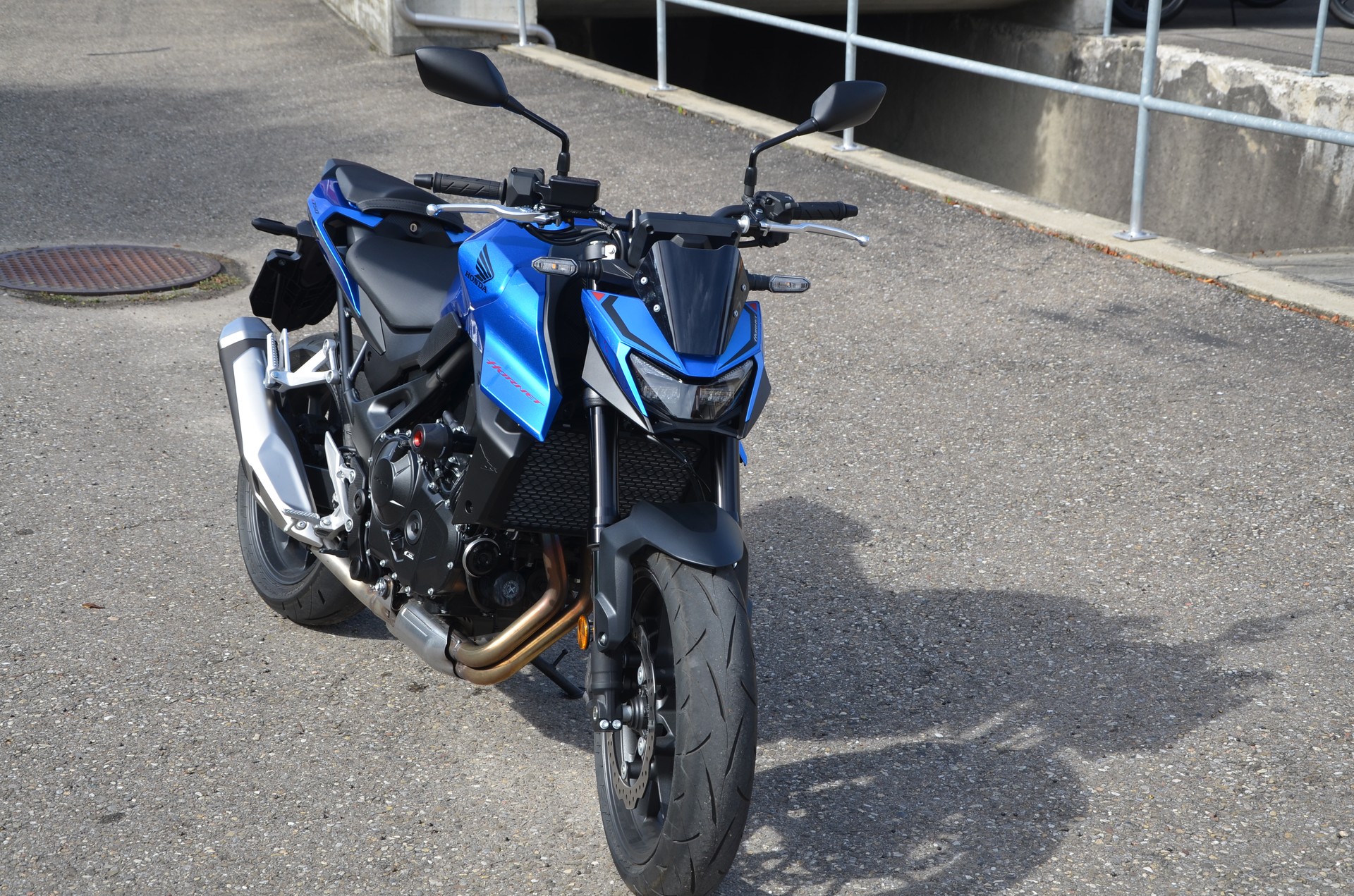 HONDA CB 750 Hornet-image-2