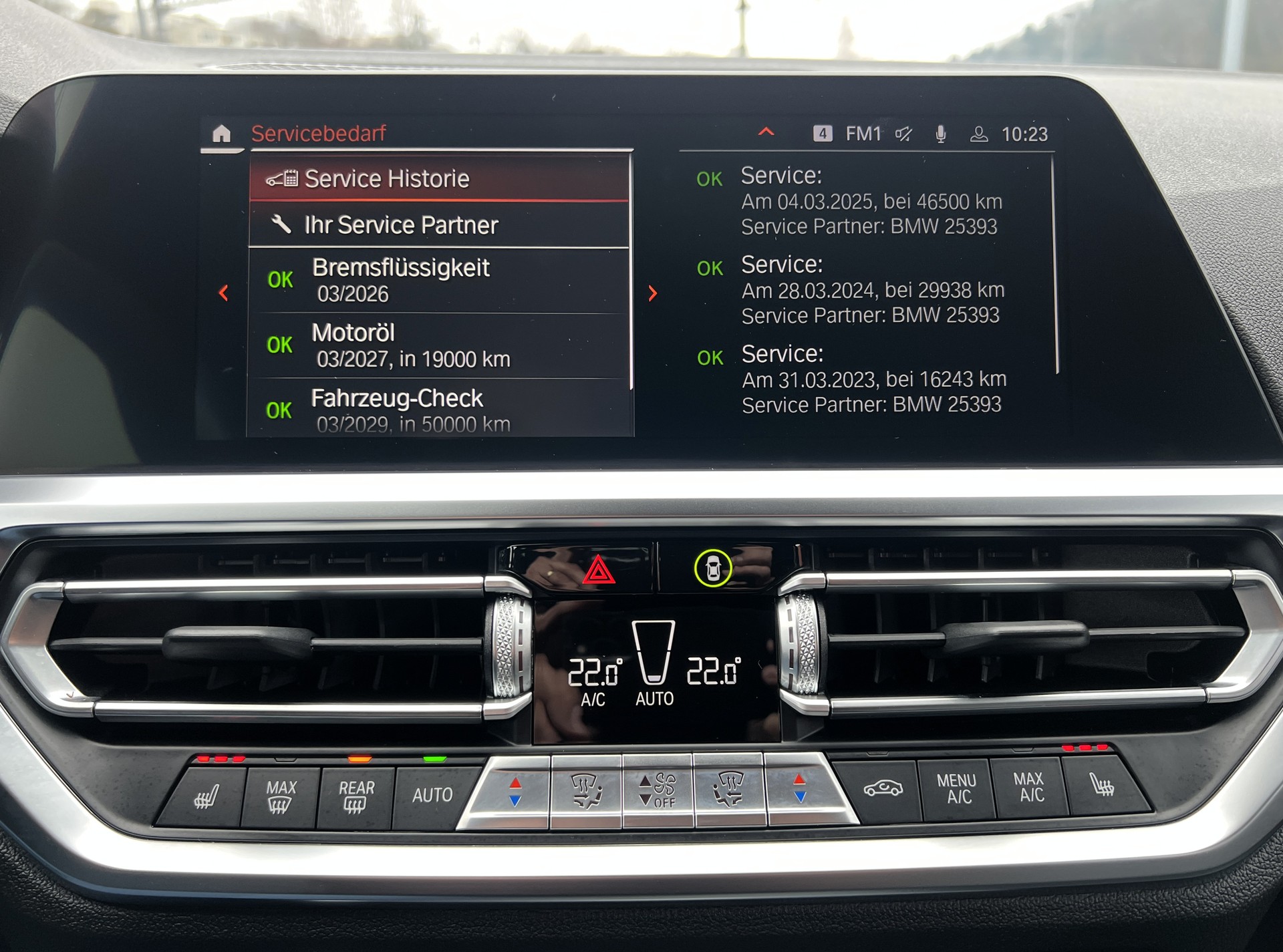 BMW 320e xDrive Touring M Sport Steptronic-image-21