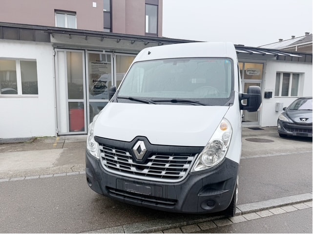 RENAULT Master T35 2.3dCi 130 L2H2