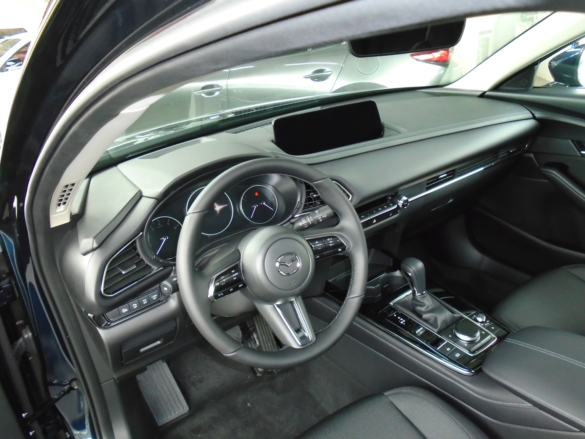 MAZDA CX-30 SKYACTIV-G 140 M Hybrid Centre Line FWD AT-image-5