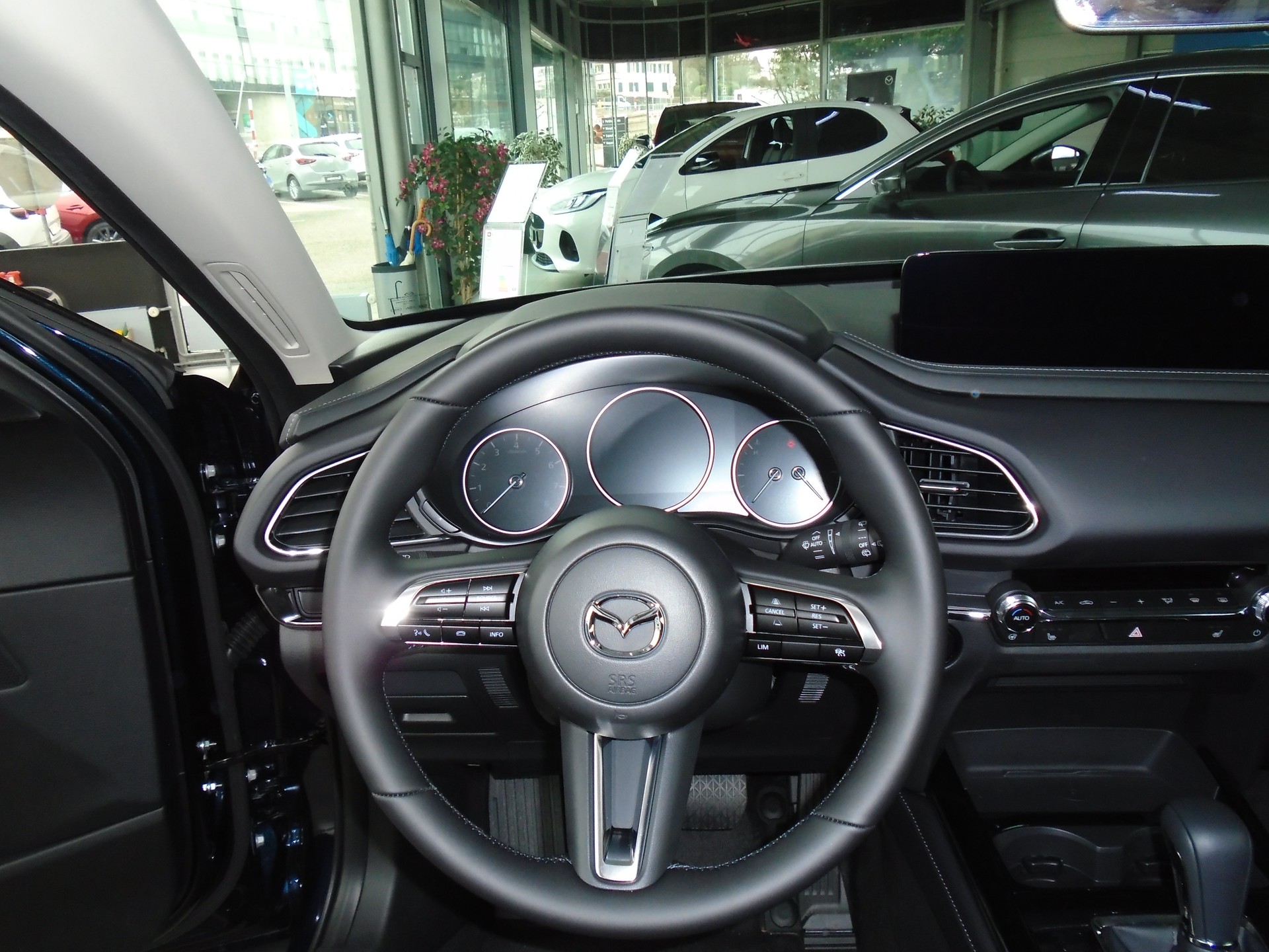 MAZDA CX-30 SKYACTIV-G 140 M Hybrid Centre Line FWD AT-image-7
