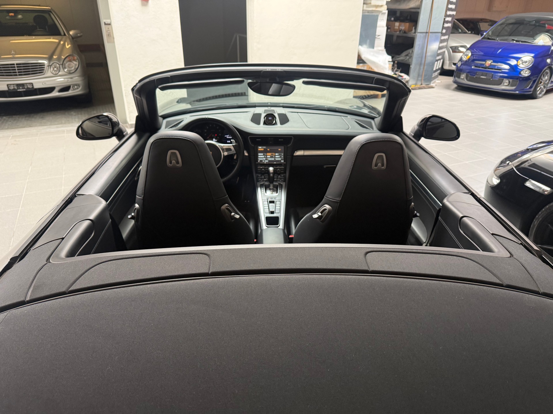 PORSCHE 911 Cabrio Carrera PDK-image-11
