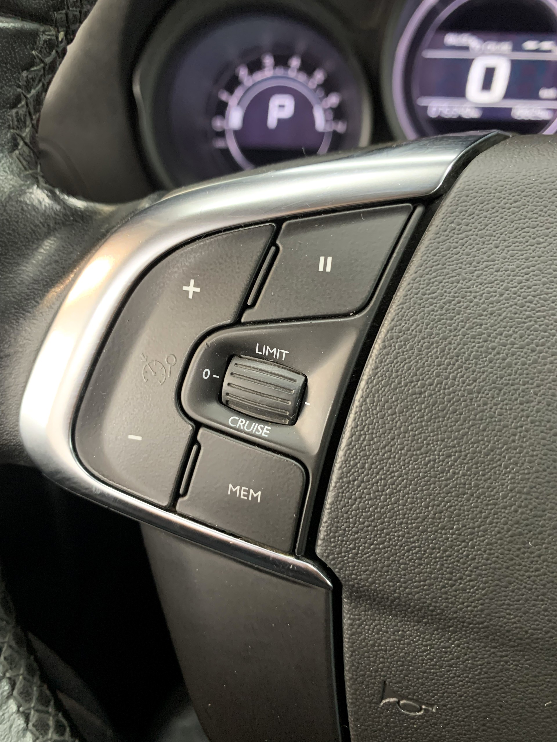 CITROEN C4 1.2 Pure Tech Feel Automatic-image-20