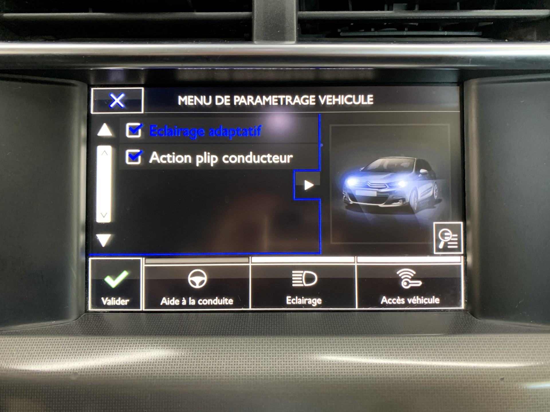 CITROEN C4 1.2 Pure Tech Feel Automatic-image-27
