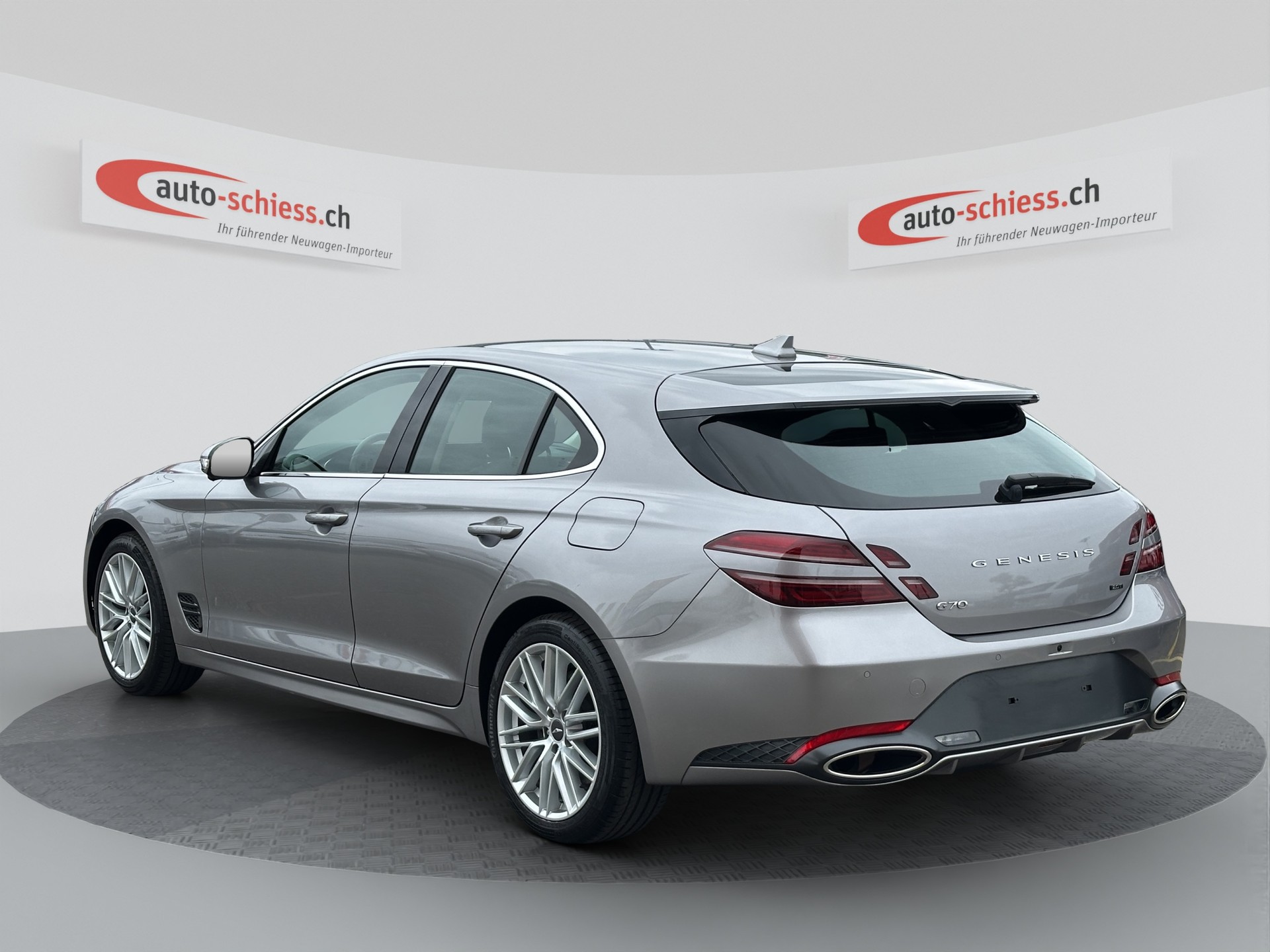 GENESIS G70 Shooting Brake 2.0 T Premium AT8-image-2