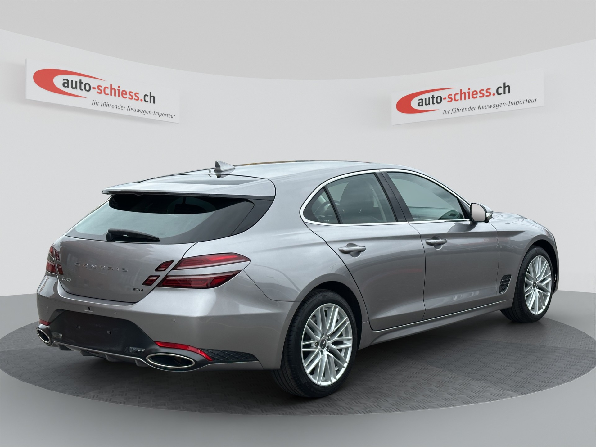 GENESIS G70 Shooting Brake 2.0 T Premium AT8-image-4