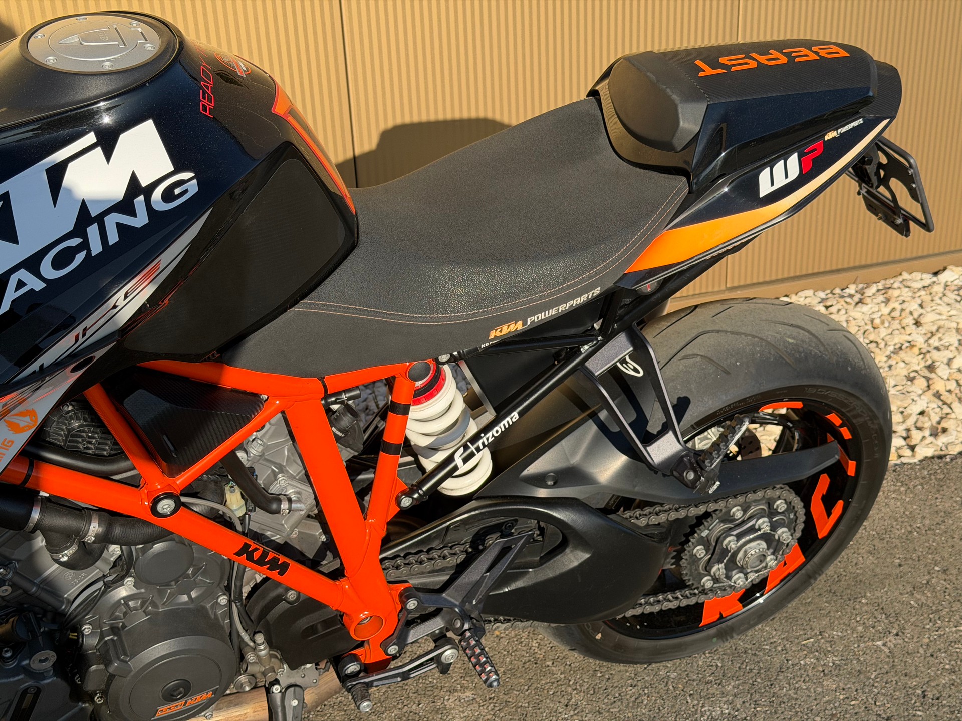 KTM 1290 Super Duke R-image-14