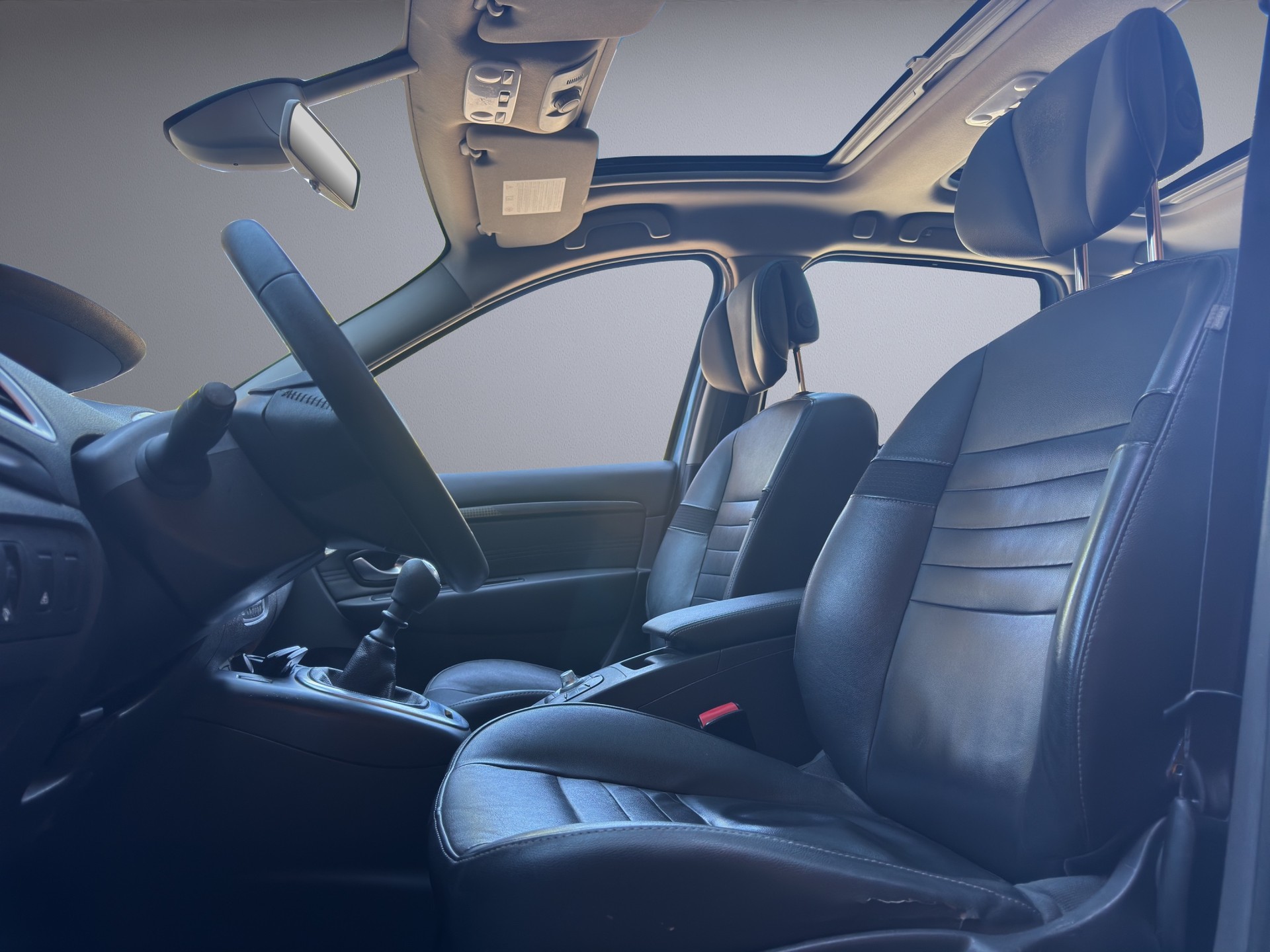 RENAULT Scénic 2.0 dCi Privilège-image-14