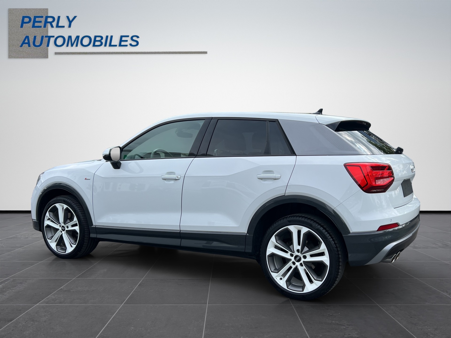 AUDI Q2 1.5 35 TFSI Sport S-Tronic-showroom-element-3