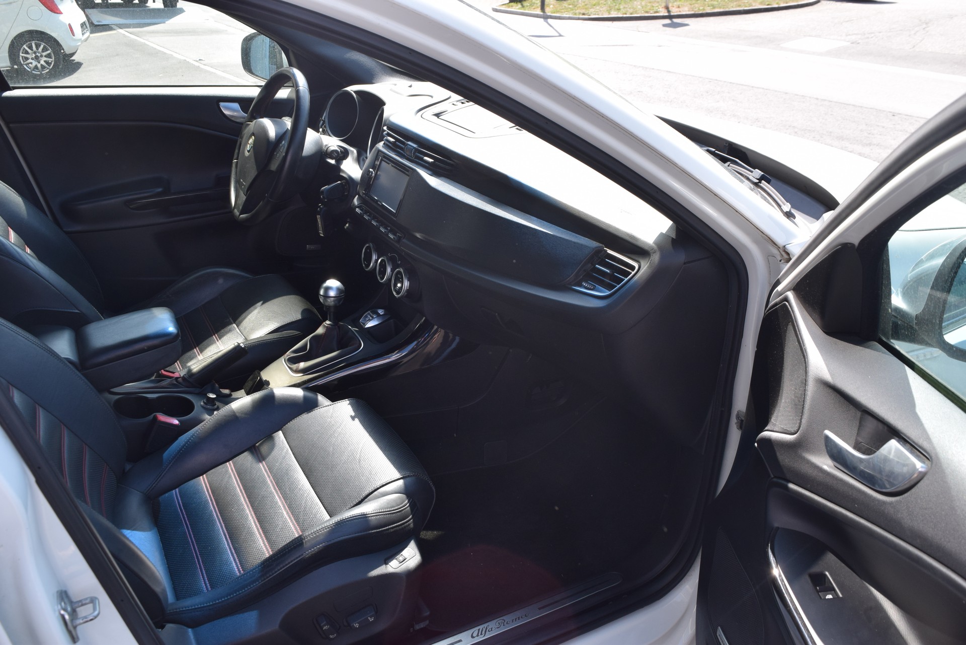 ALFA ROMEO Giulietta 1750 TBi Quadrifoglio Verde-image-9