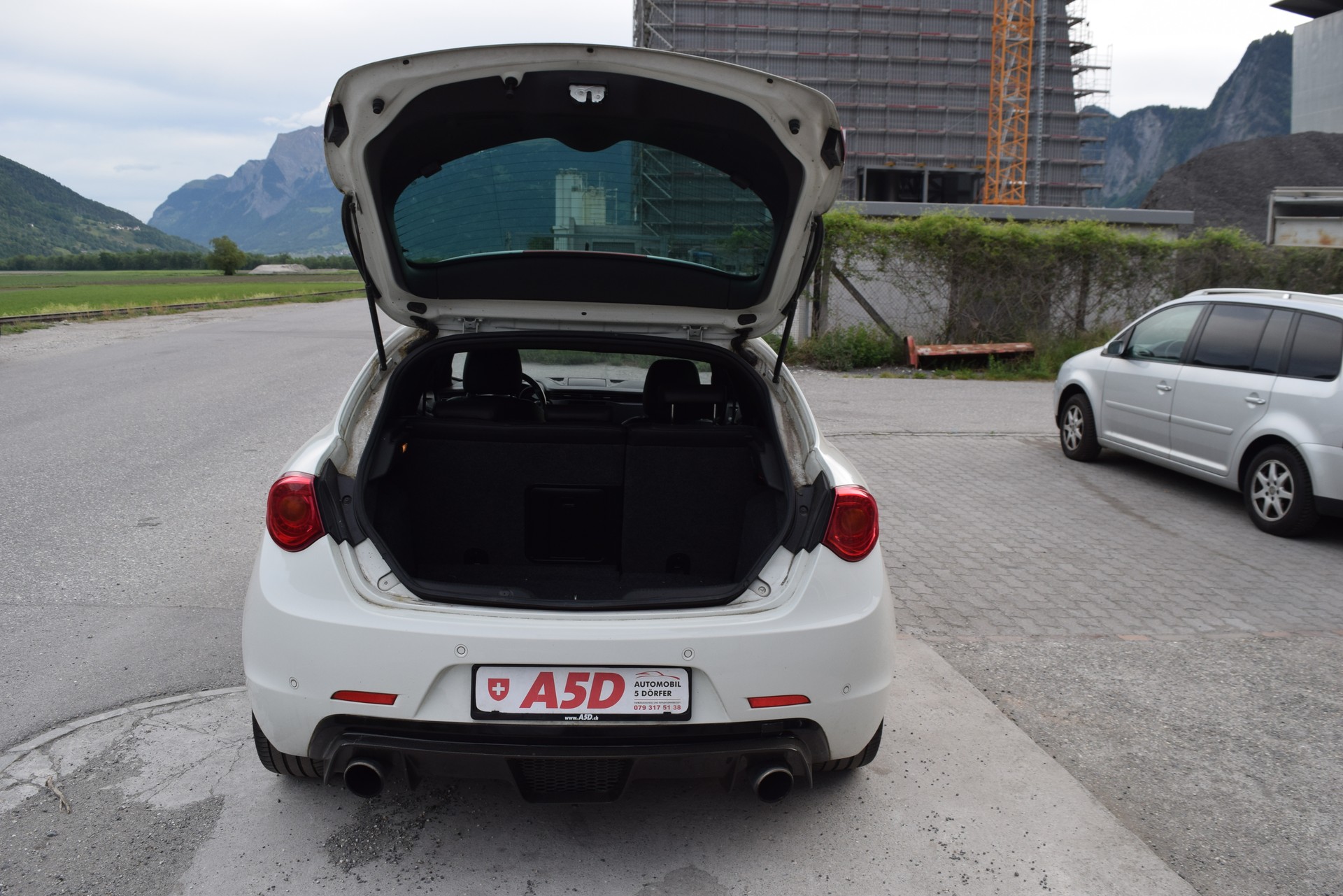 ALFA ROMEO Giulietta 1750 TBi Quadrifoglio Verde-image-6