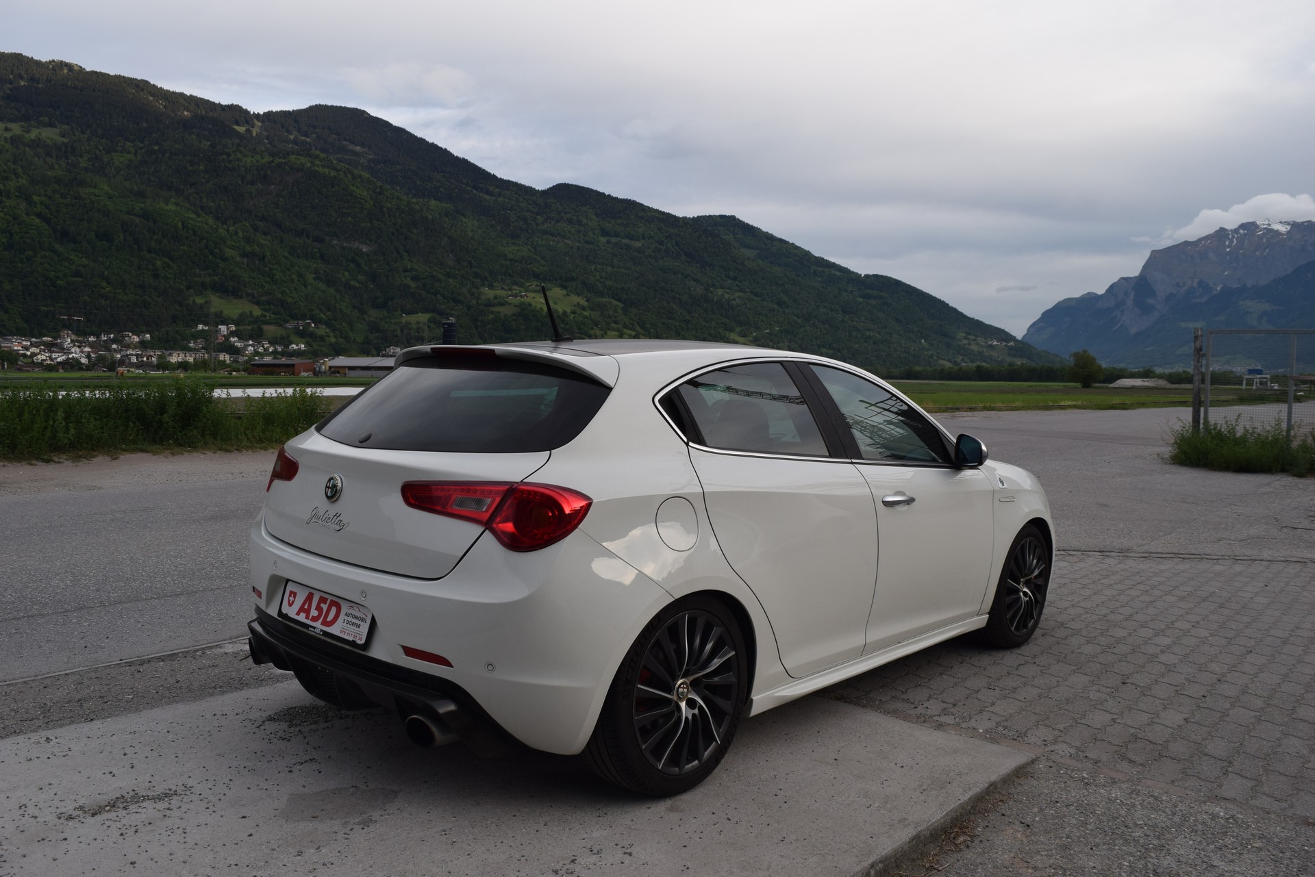 ALFA ROMEO Giulietta 1750 TBi Quadrifoglio Verde-image-7